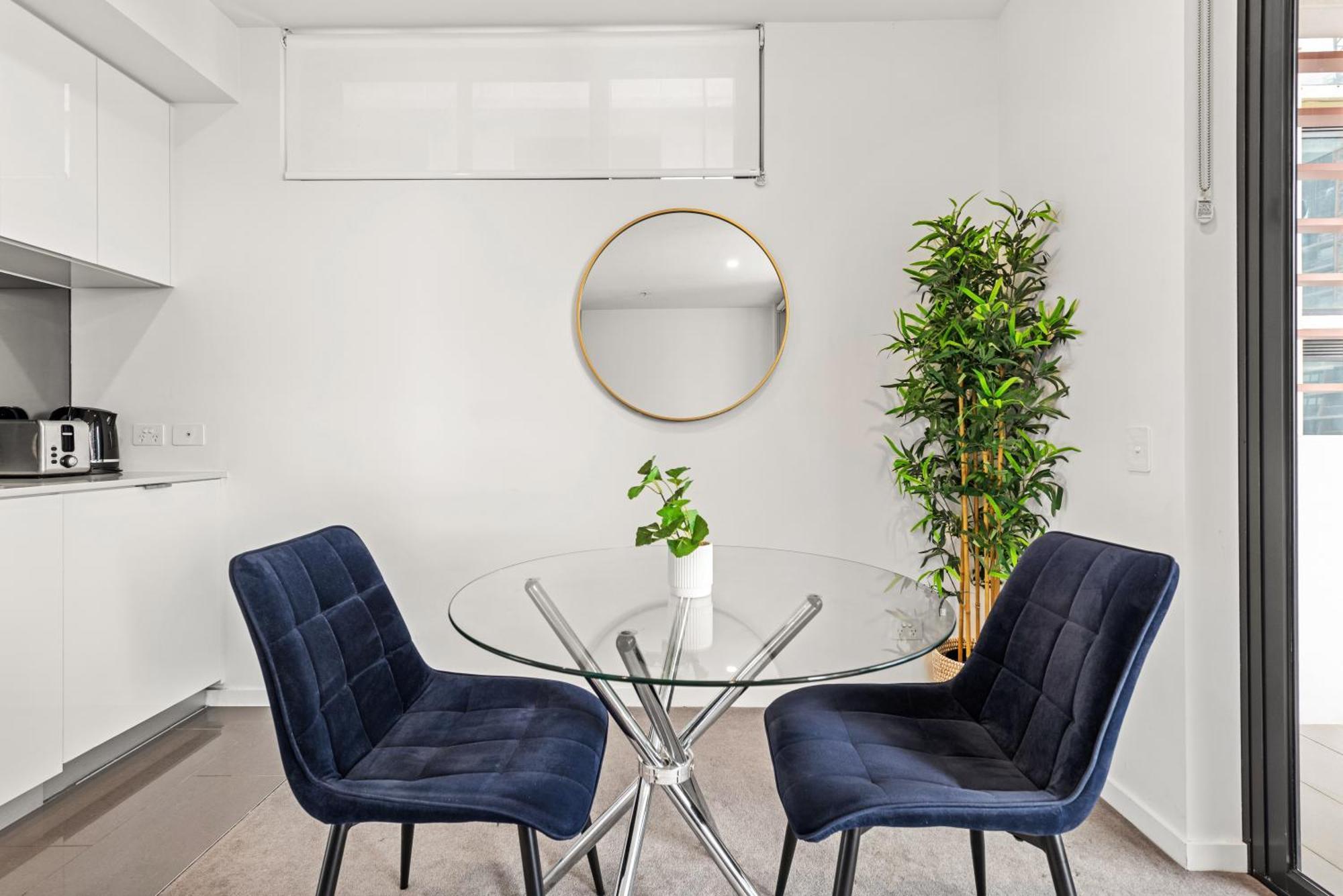 Stylish South Bank With King Bed & Huge Balcony! * Brisbane