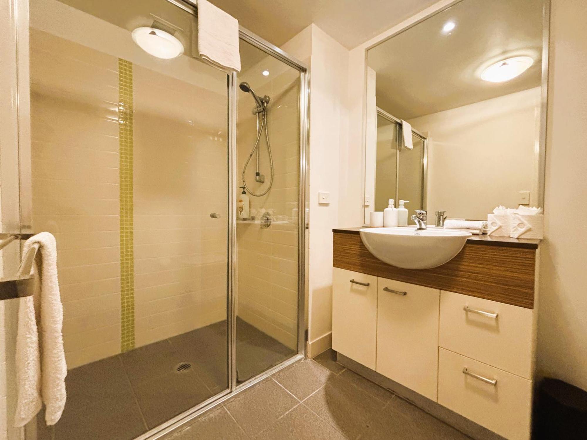 Brisbane City Apartments - Charlotte St Apartment *