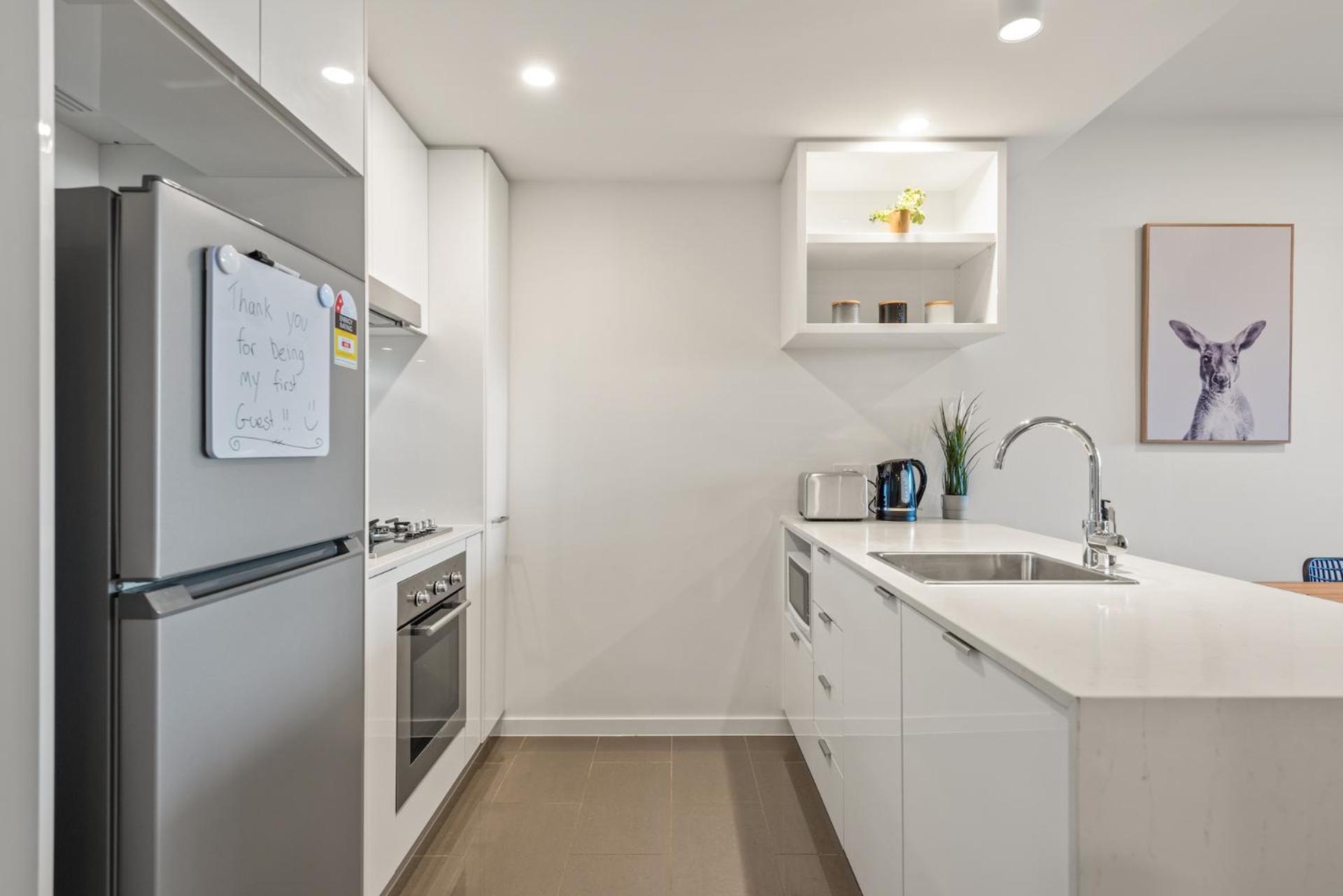 Apartment Bright & Modern With Views, King Bed, Park Brisbane