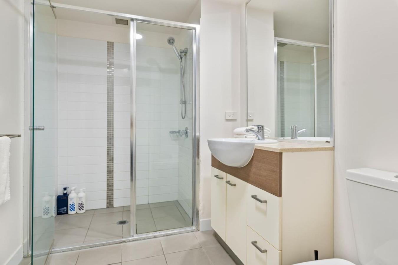 Heart Of Cbd 2br Parking Close To Everything * Brisbane