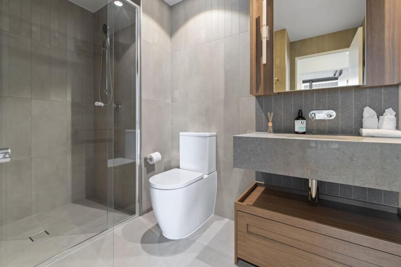 Apartment 1b Queens Wharf Luxury Brisbane