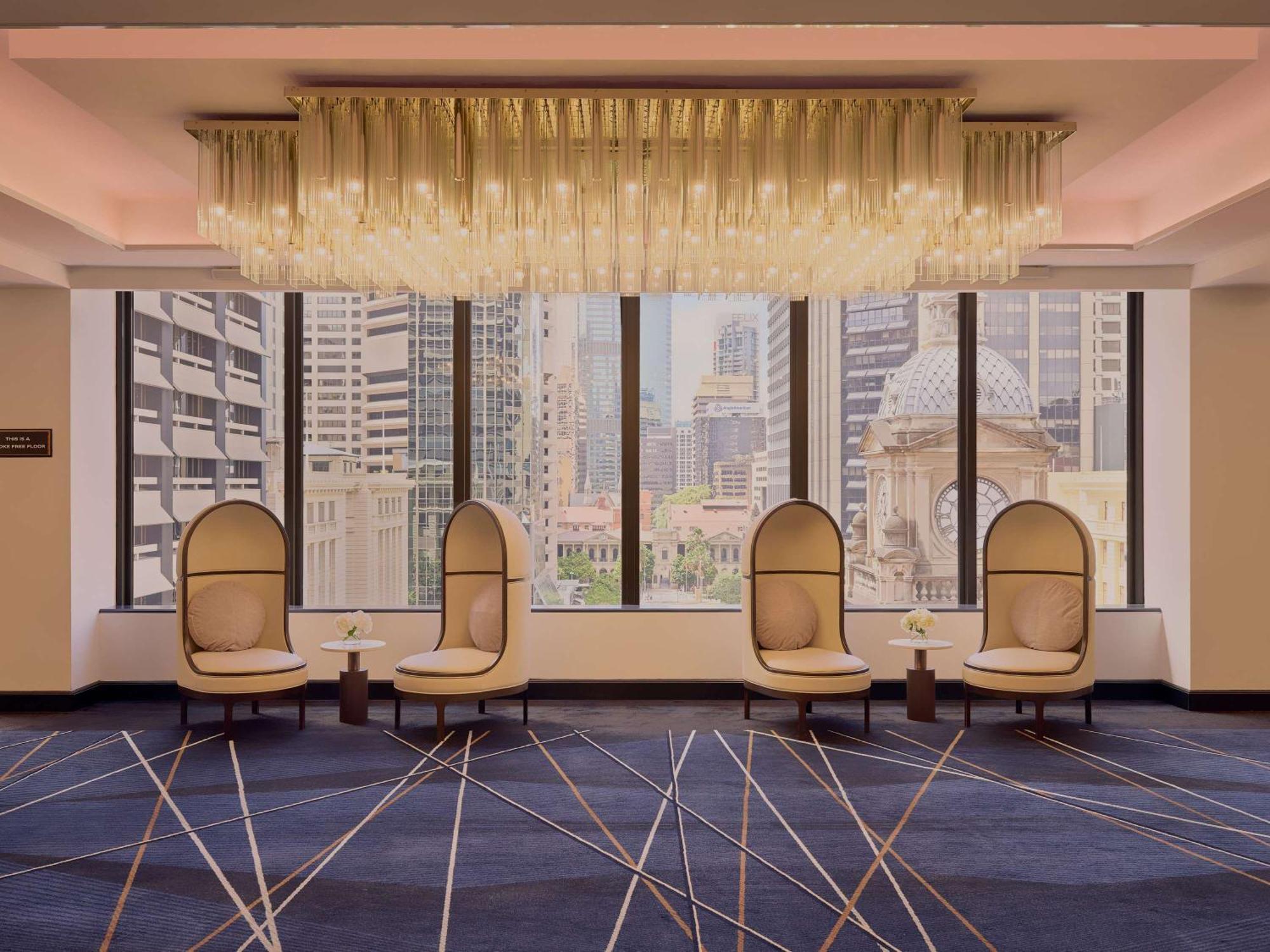 Sofitel Central 5*