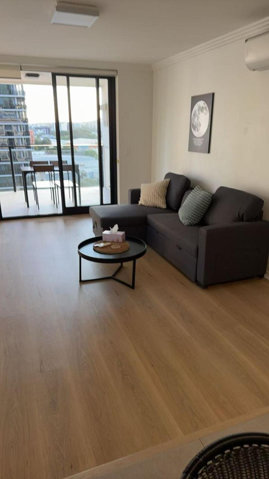 Cbd Stylish 1bed1bath Modern W Parking Apartment