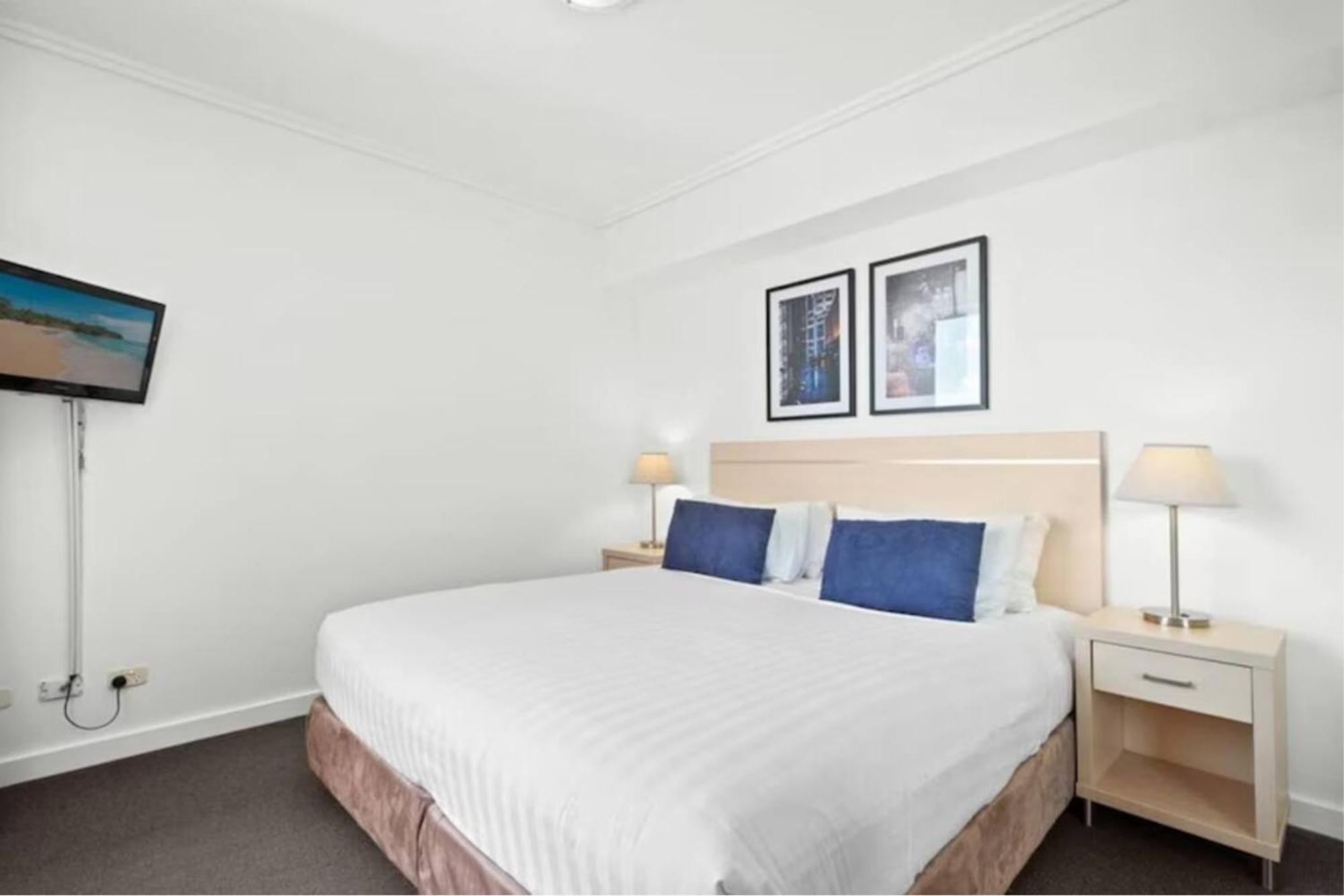 Newstead Towers * Brisbane