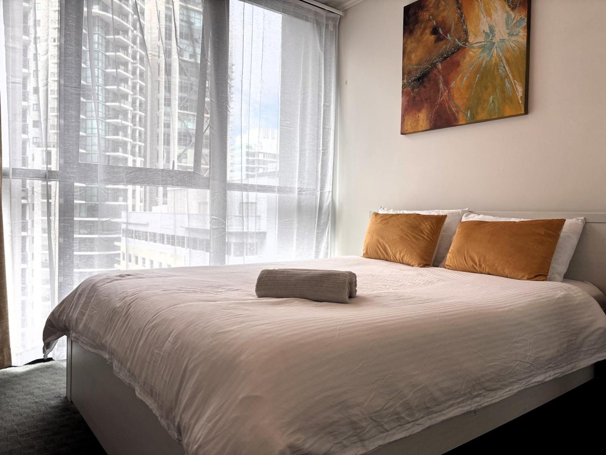 Brisbane City Apartments - Charlotte St Apartment *