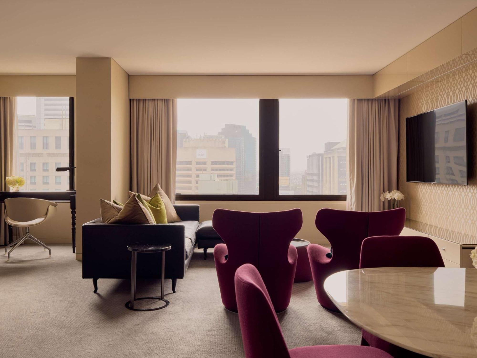 Sofitel Central Hotel