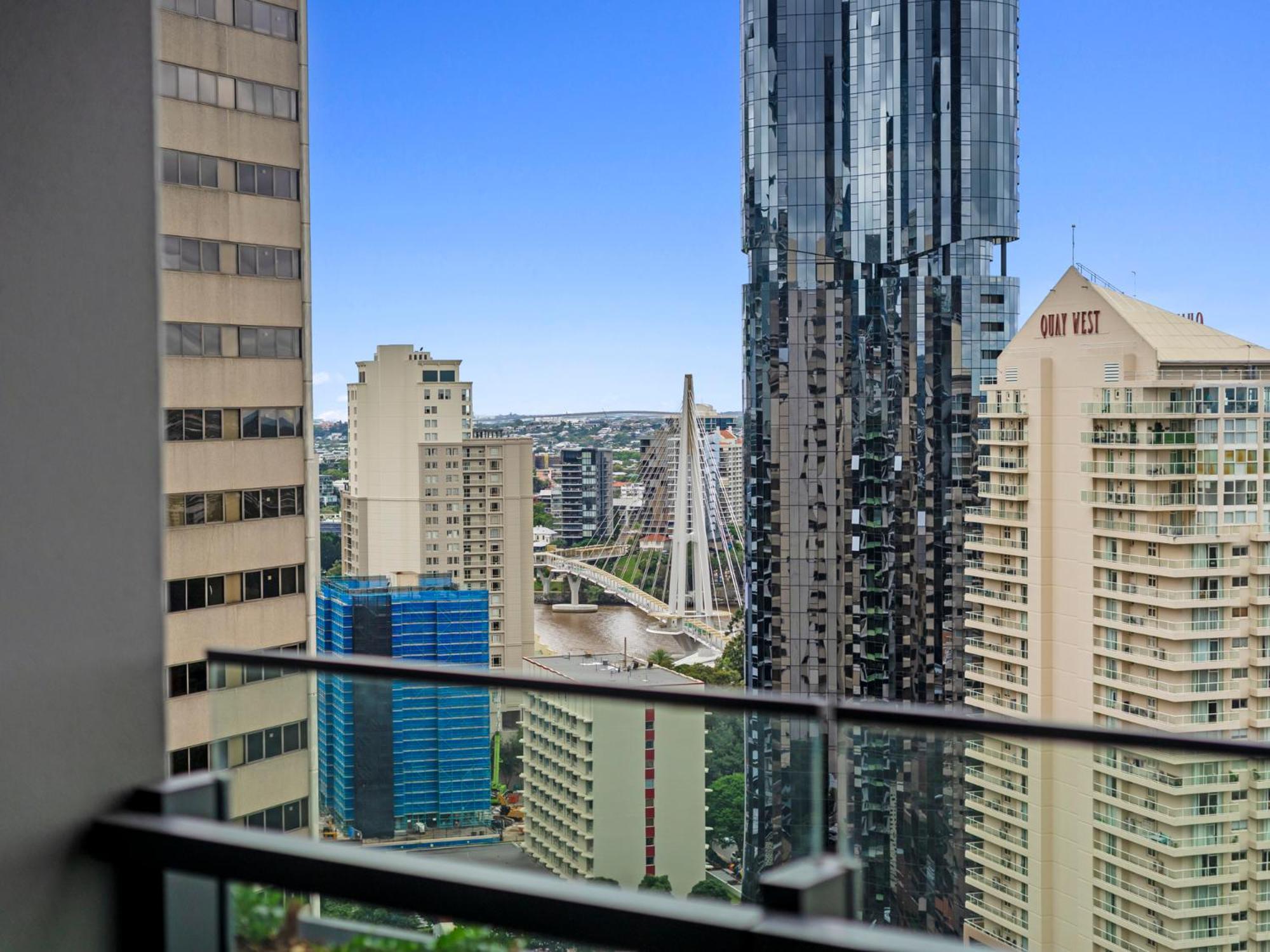 Queen's Wharf Apartamento *