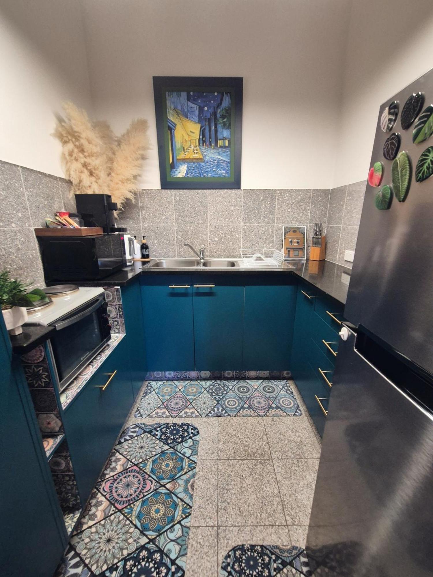 Private Harry Potter Themed Tower And Garden Apartment Brisbane