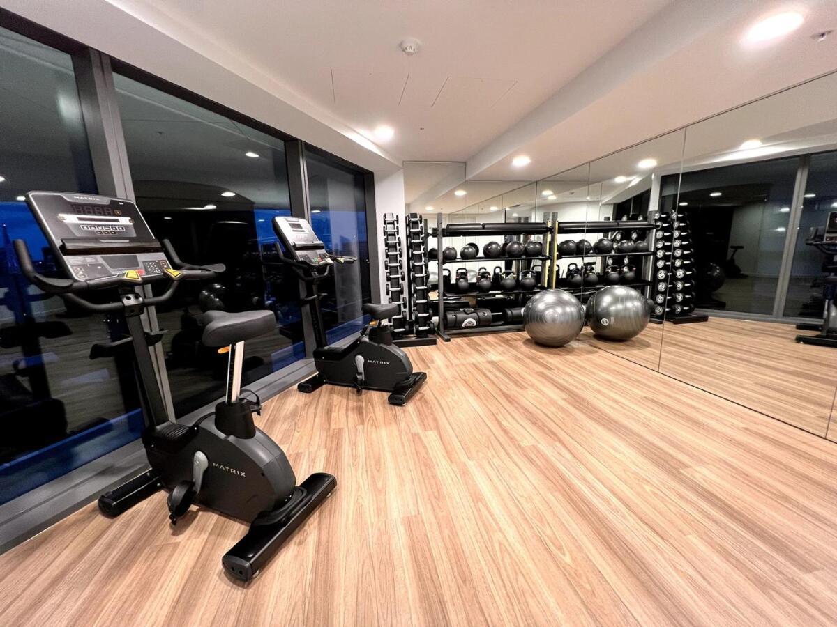 Apartment Cbd Queen Wharf With Views Pool And Gym
