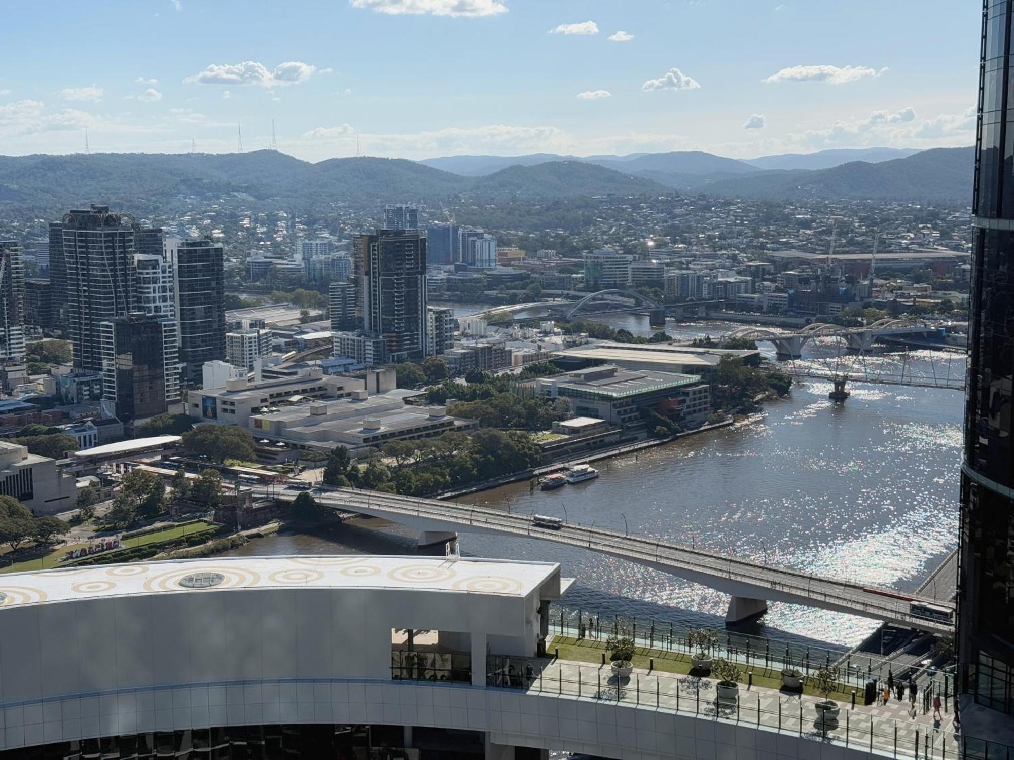 Serene 2bed With Pool & River Views At Queens Wharf Apartment Brisbane