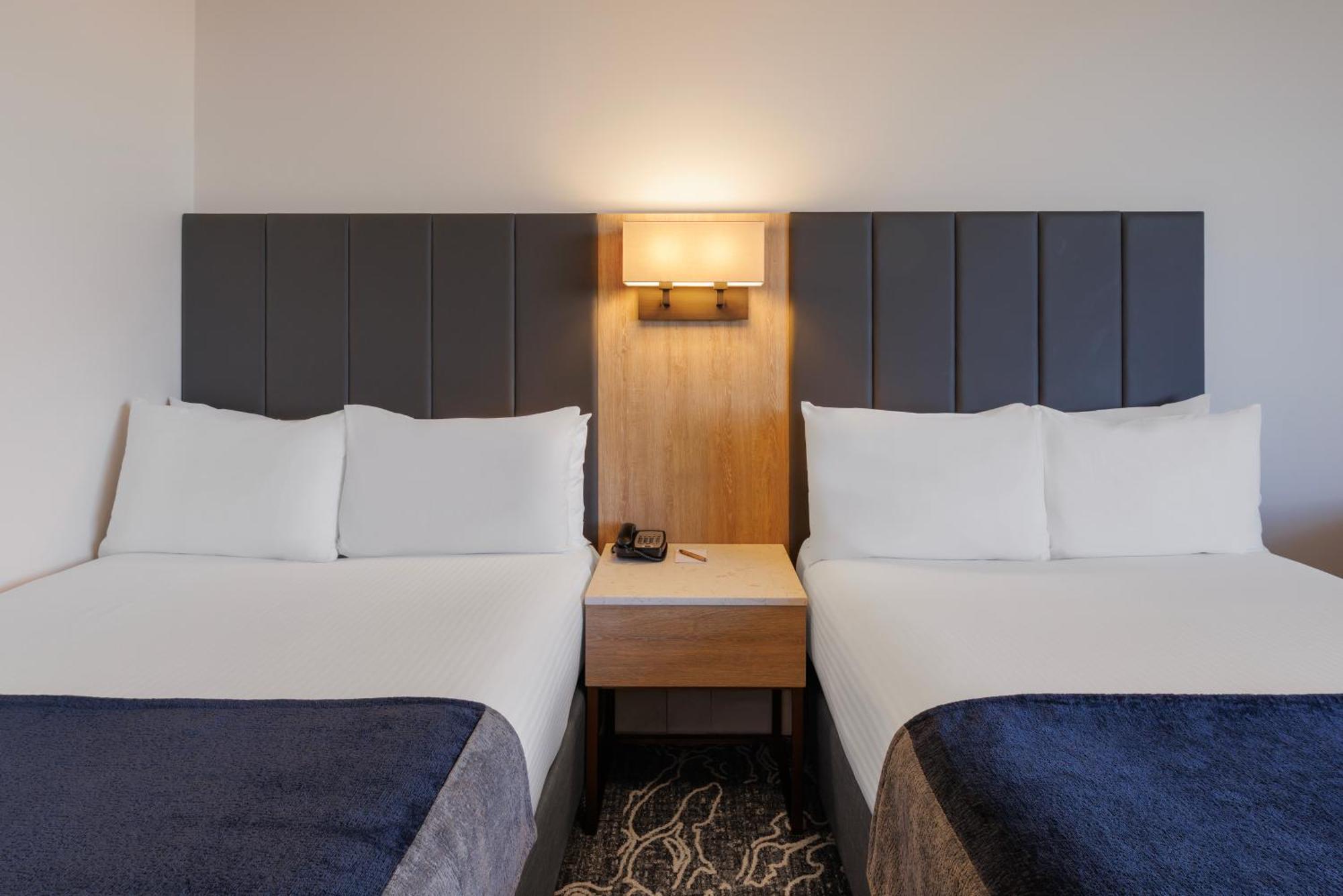 Hotel Grand Chancellor 4*
