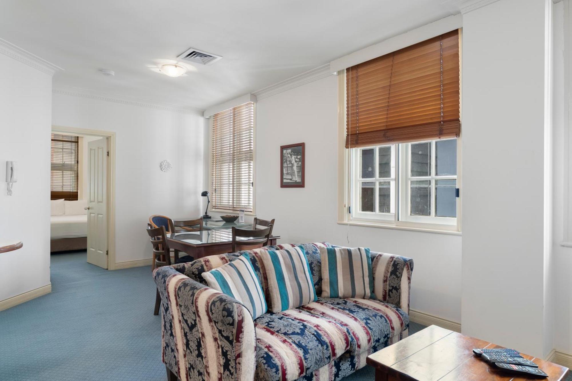 Rothbury Aparthotel 4*