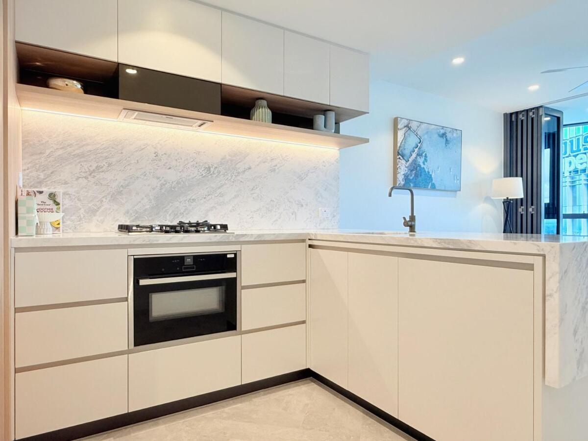 Apartment Chic 2-bed With Views & Pool At Qwr Brisbane