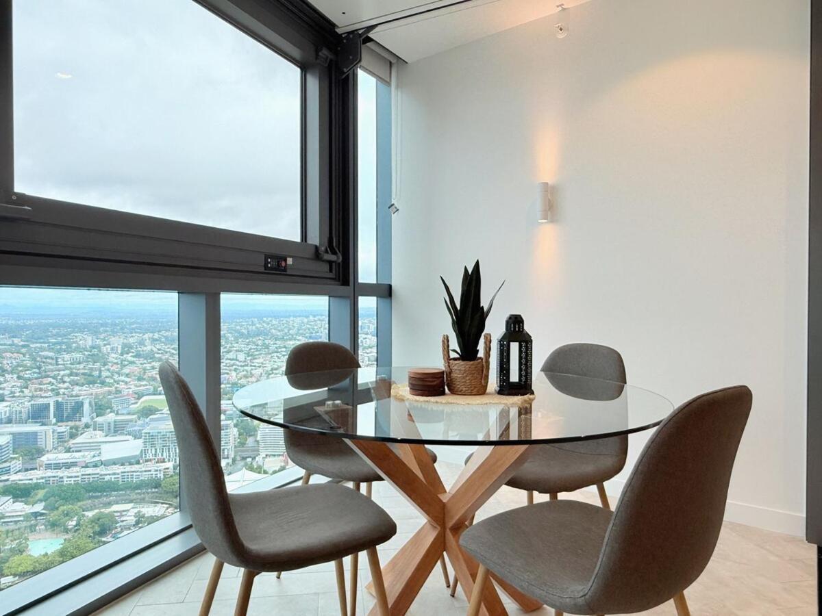 Apartment Chic 2-bed With Views & Pool At Qwr Brisbane