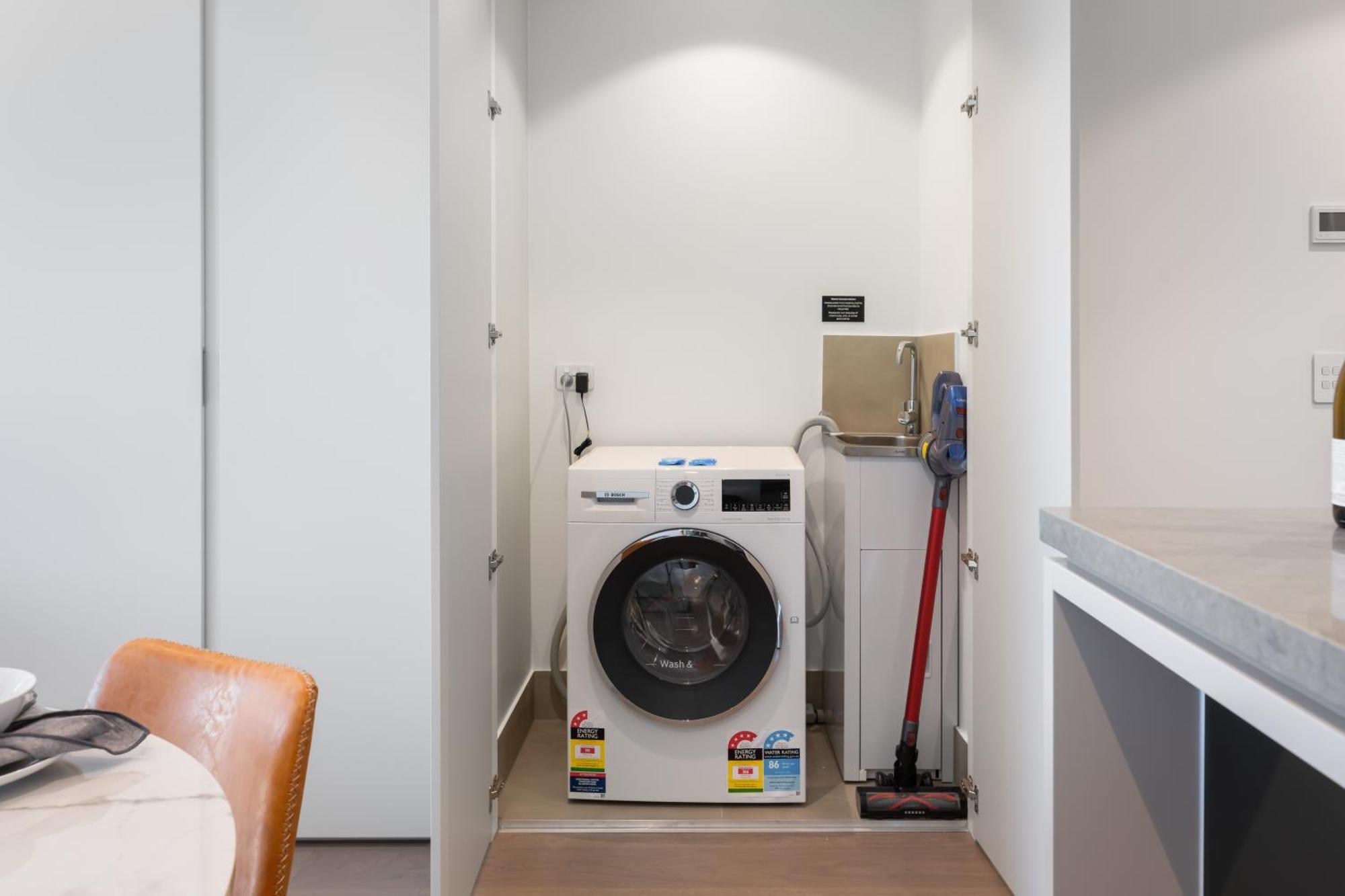 Cassa Qw - Modern Managed By The Cassa *