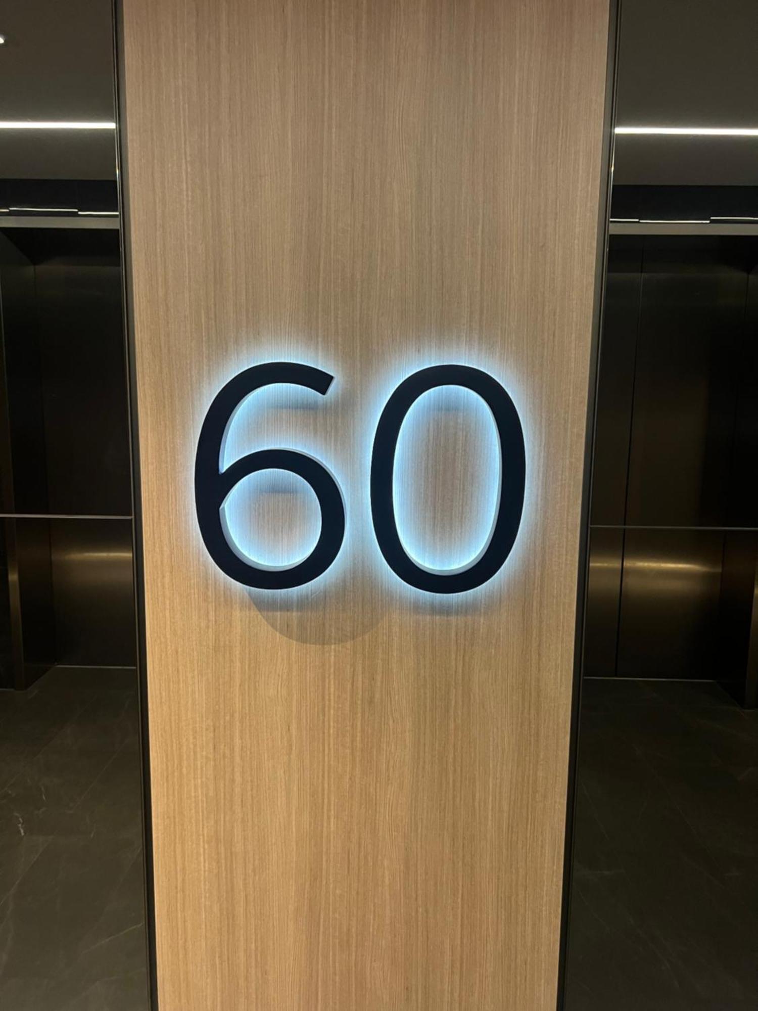Amazing Views 60th Level Skytower 3 Bedrooms * Brisbane