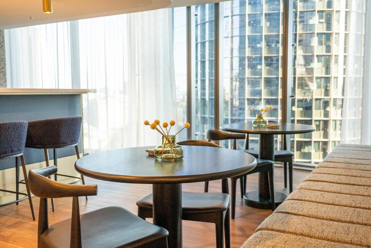 The Oracles Tower - Lv 31 Dreamy Above The Star Casino Apartment