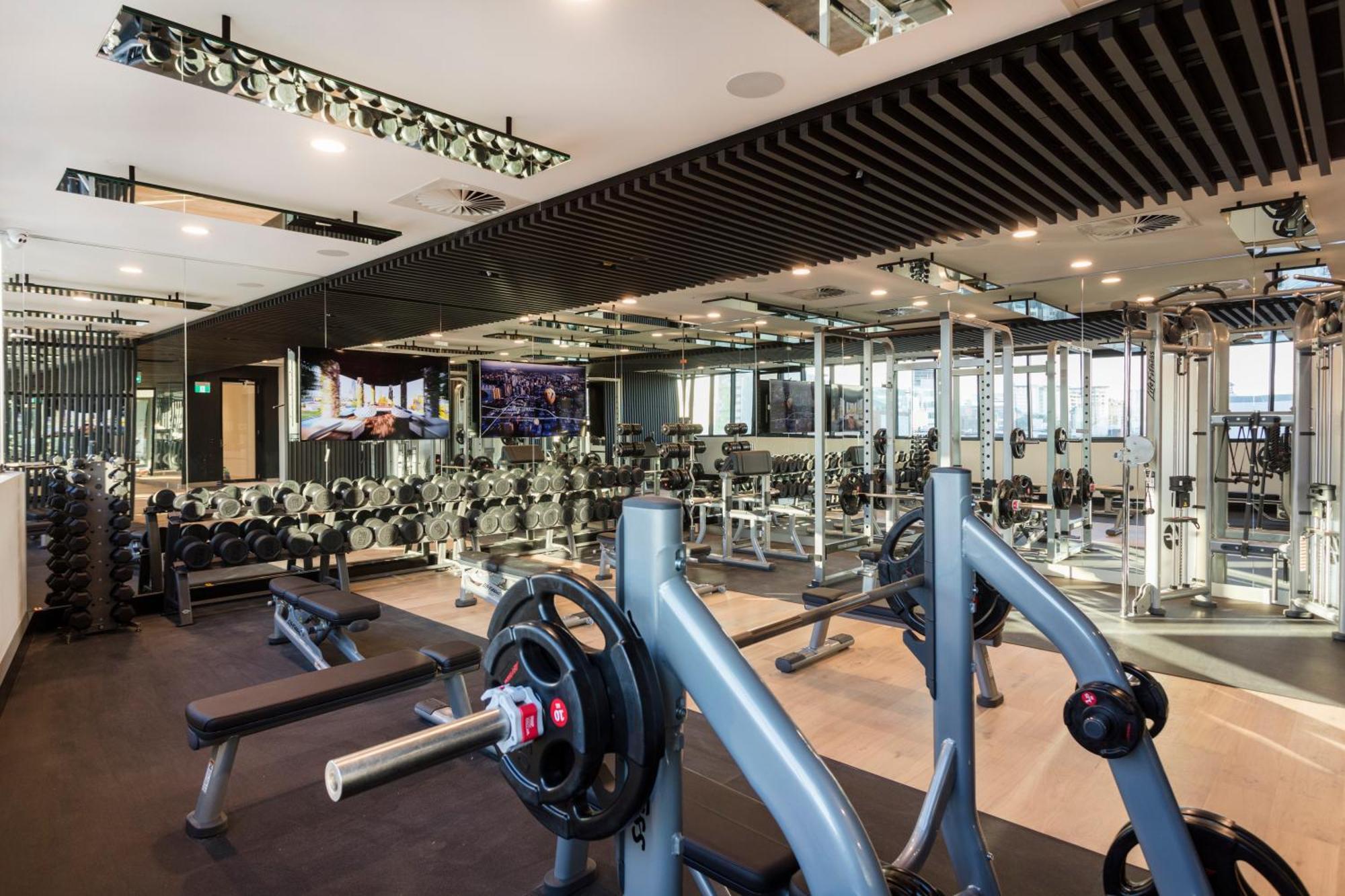 Apartment Mountain View 2br With Pool, Huge Gym And Parking