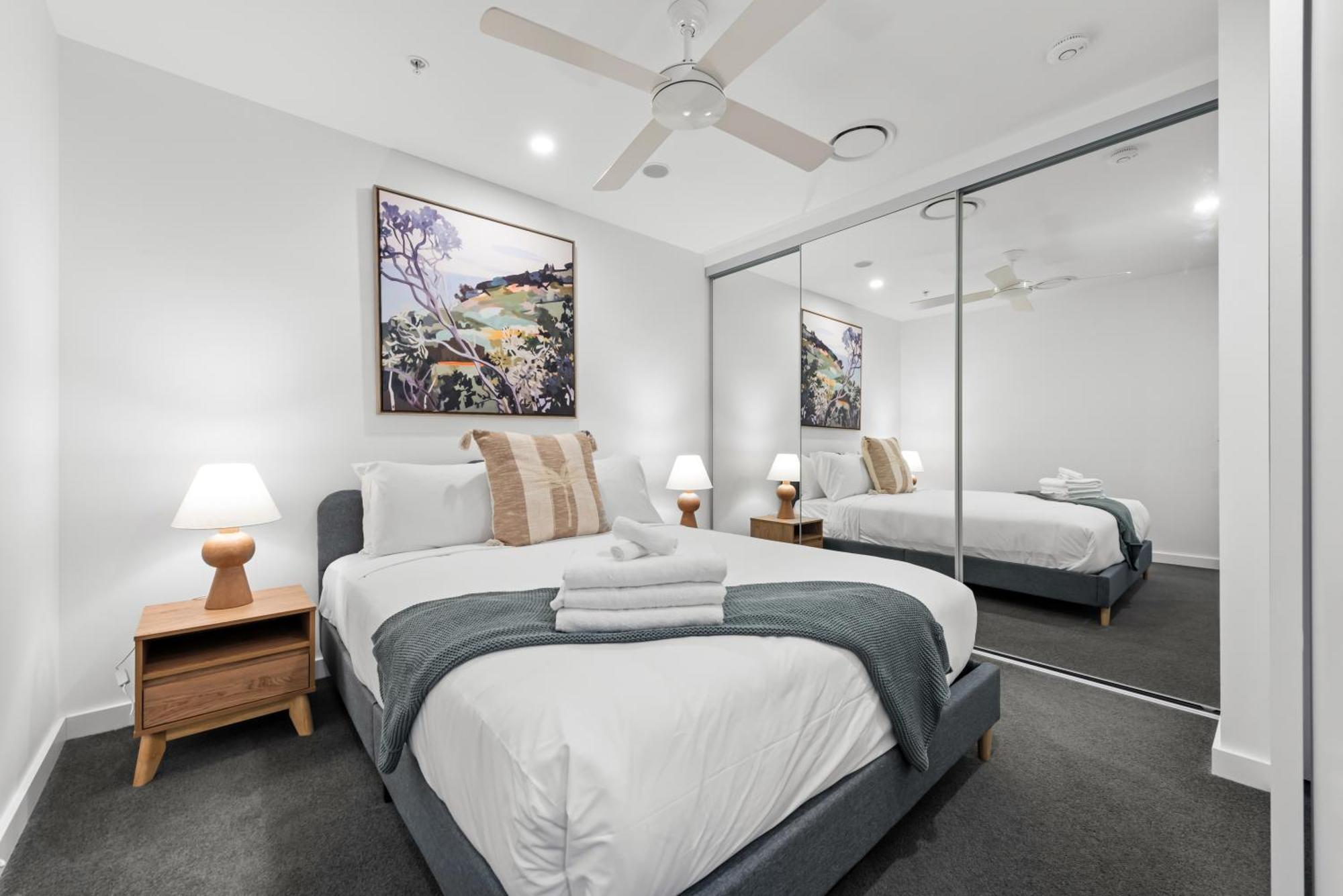 Bright And Cozy 2br With Pool, Gym And Parking! Brisbane
