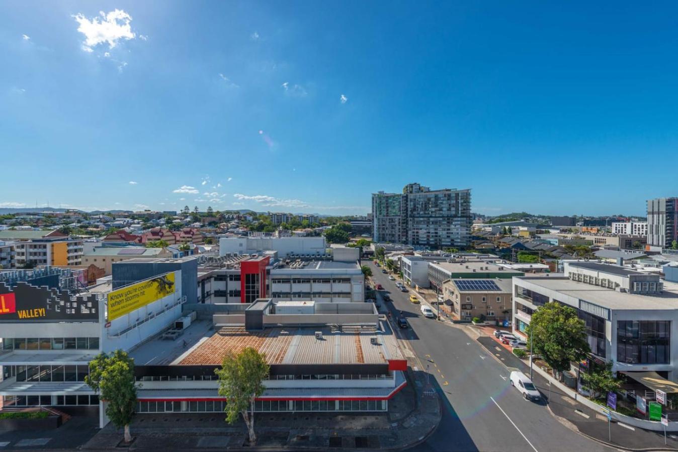 Apartamento 2br Luxury Retreat With Rooftop Pool Access Brisbane