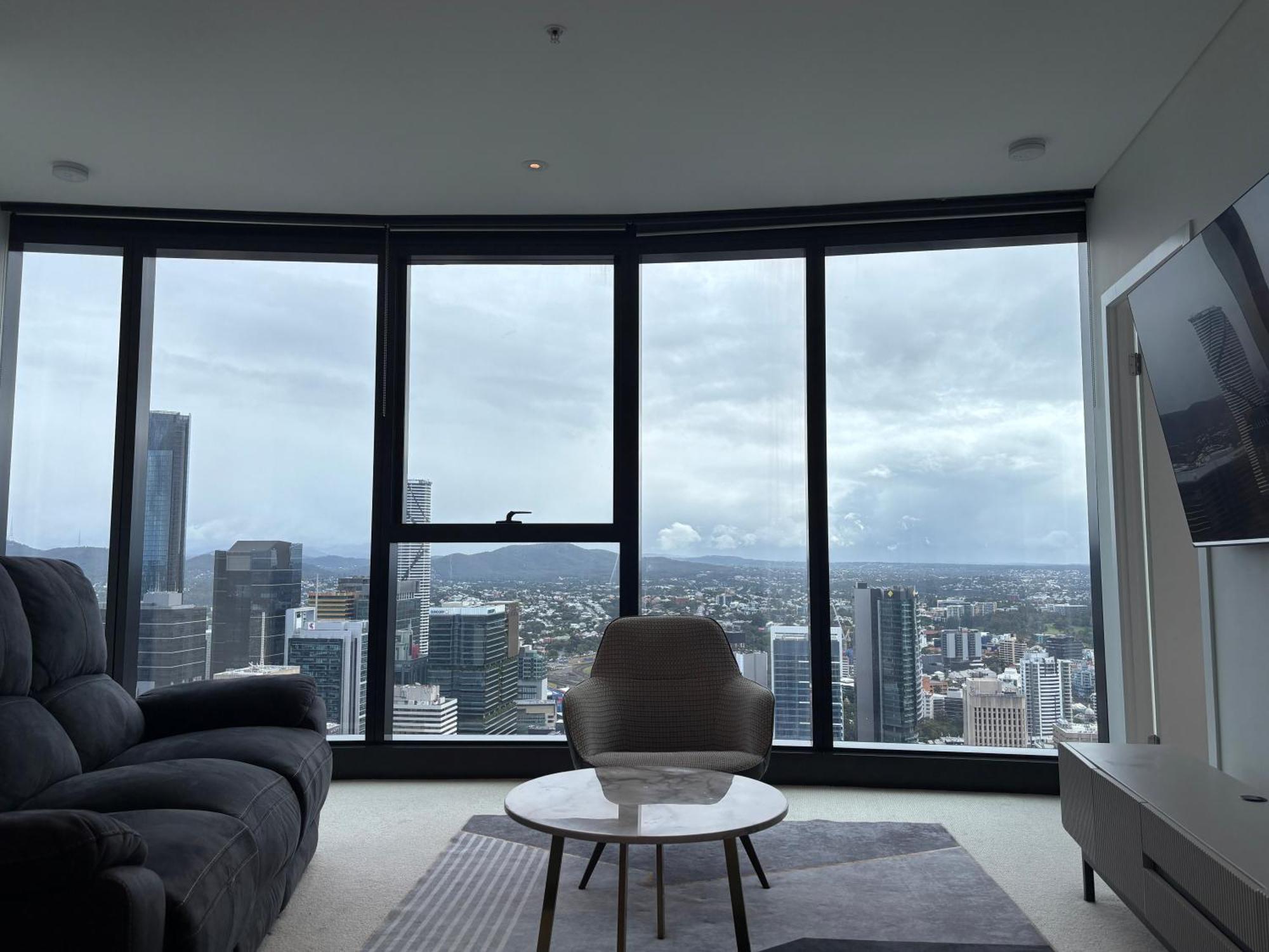 Apartment Sky High In Skytower By Cllix