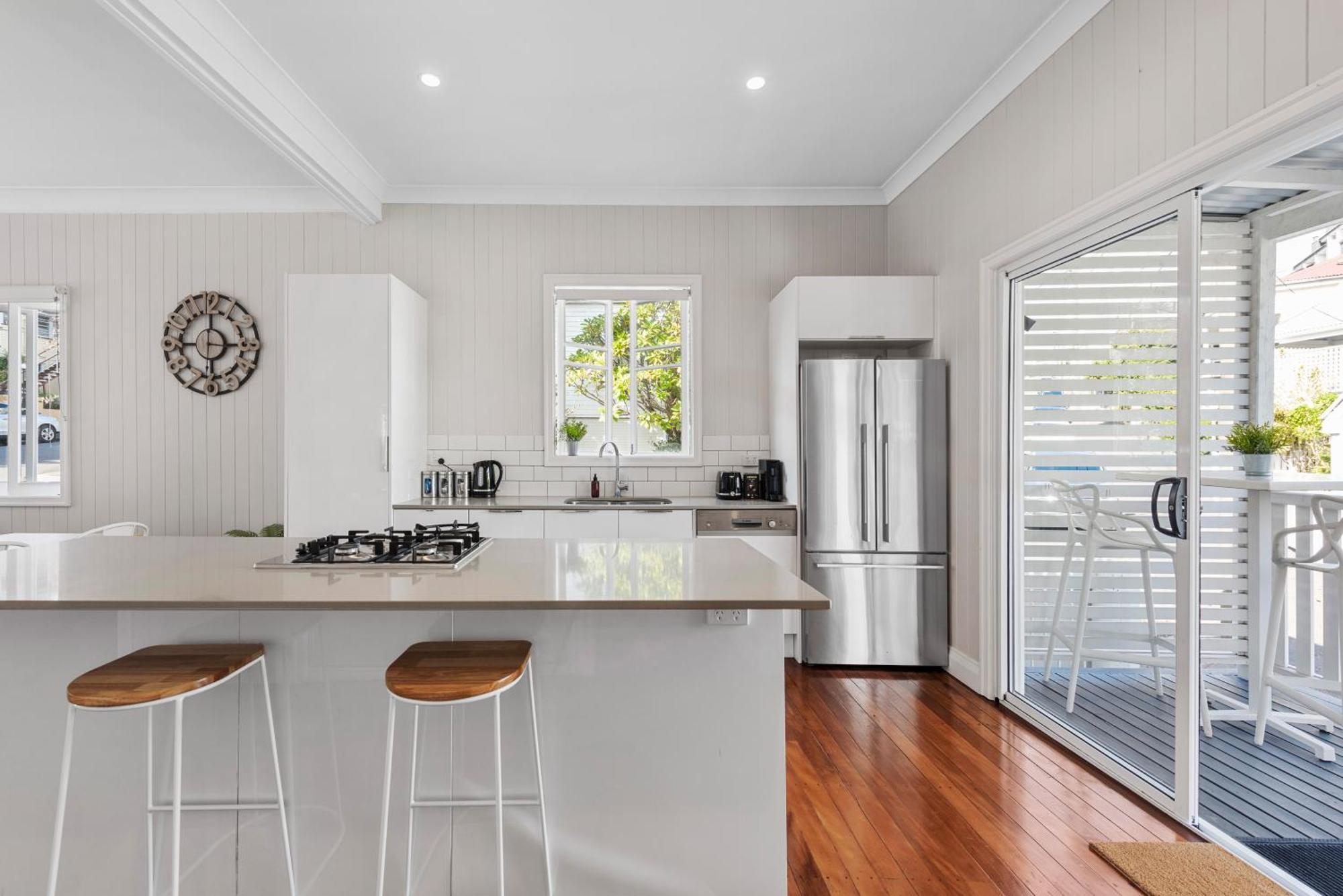 Apartment Charming Short Distance To Cbd With Parking