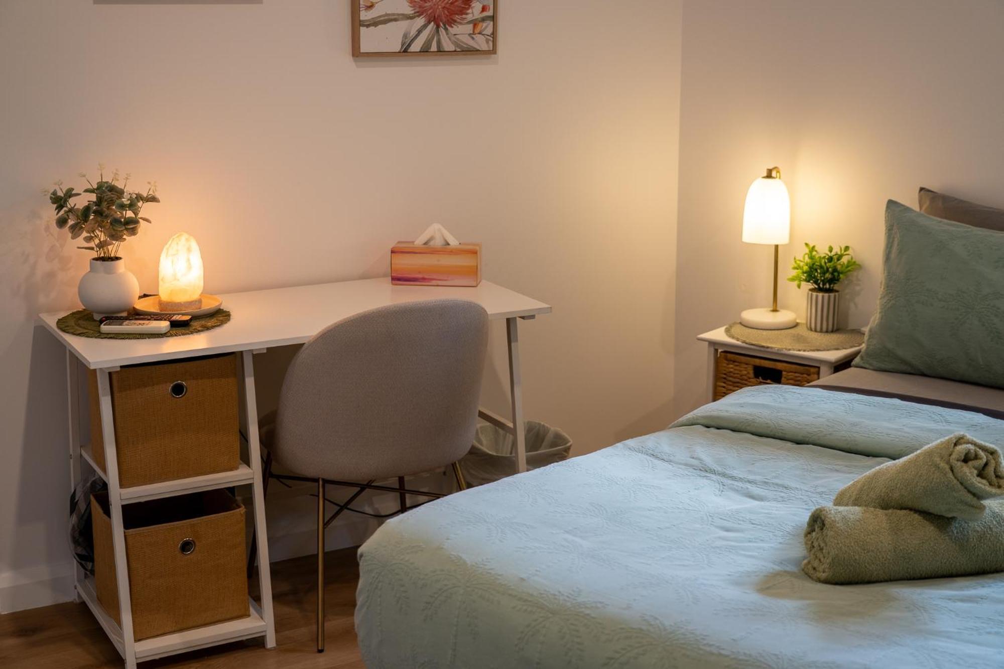 Hot Tub, Ice Bath, Gym, Sauna, Pool Table Coorparoo Haven