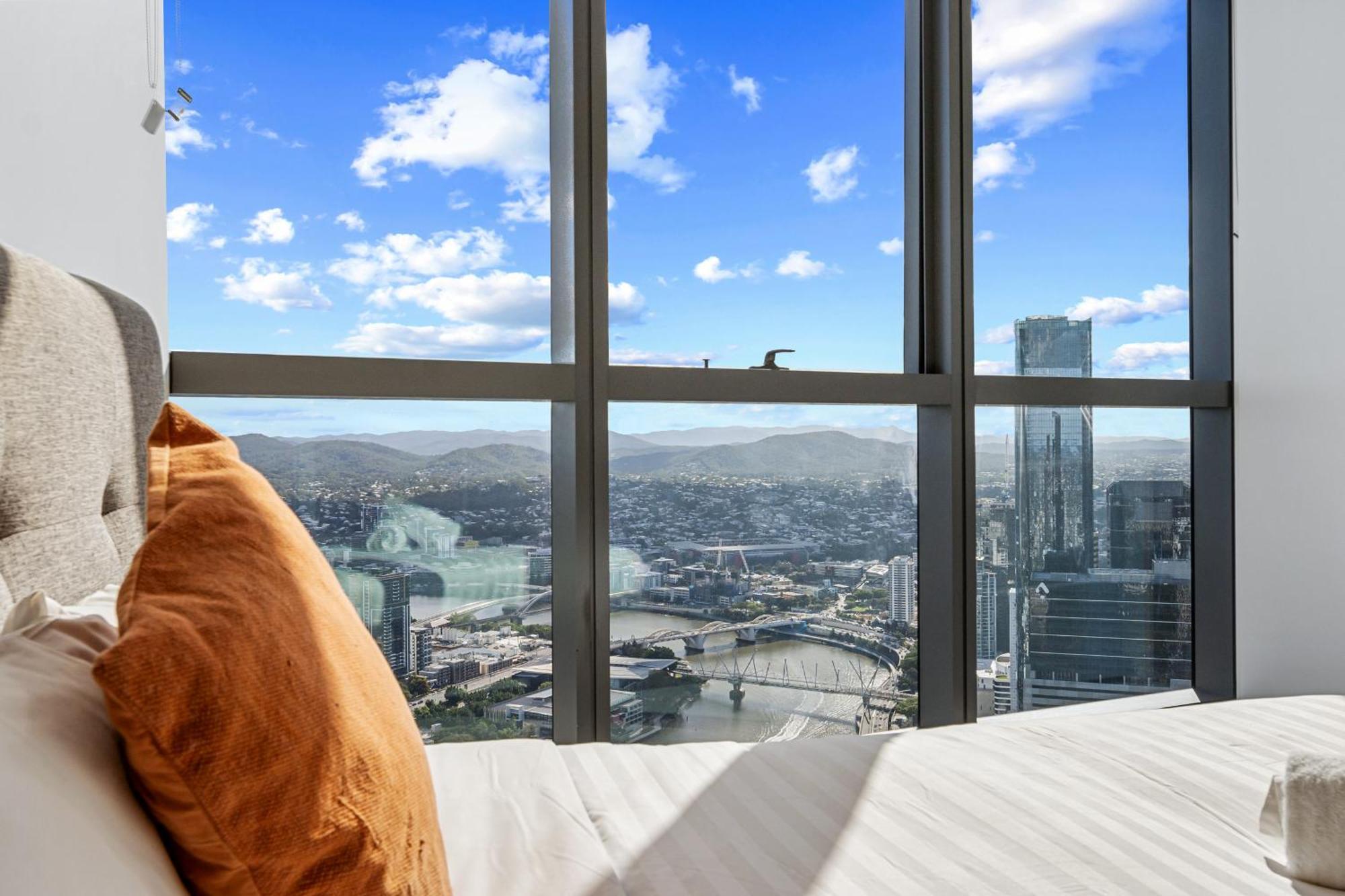 Sky Living & River Views In Queens Wharf Residences Apartment *