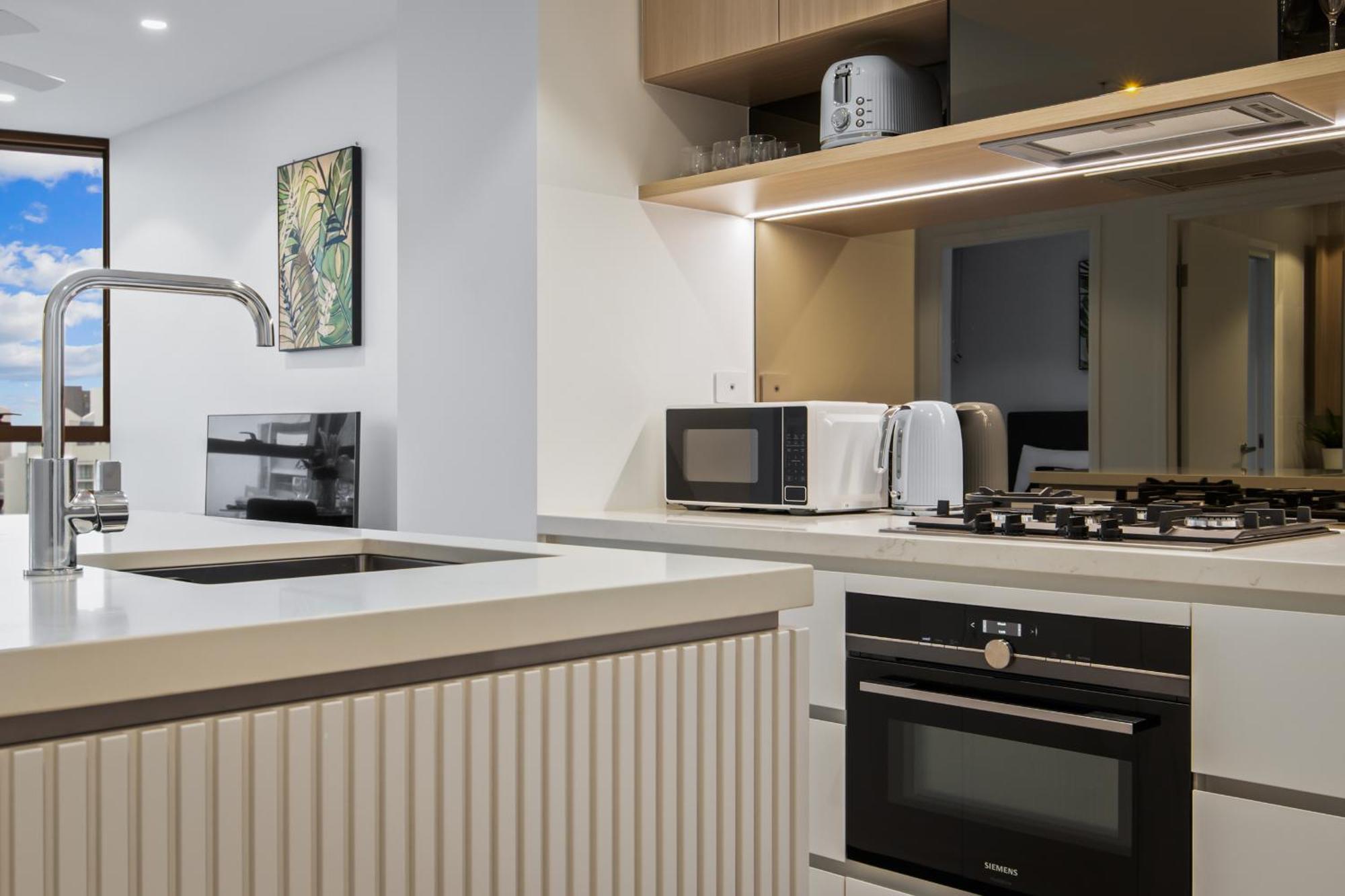 Sky Living & River Views In Queens Wharf Residences *