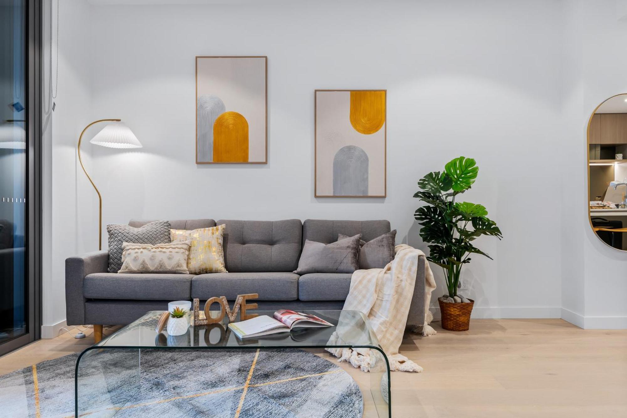 Sky Living & River Views In Queens Wharf Residences Apartment Brisbane