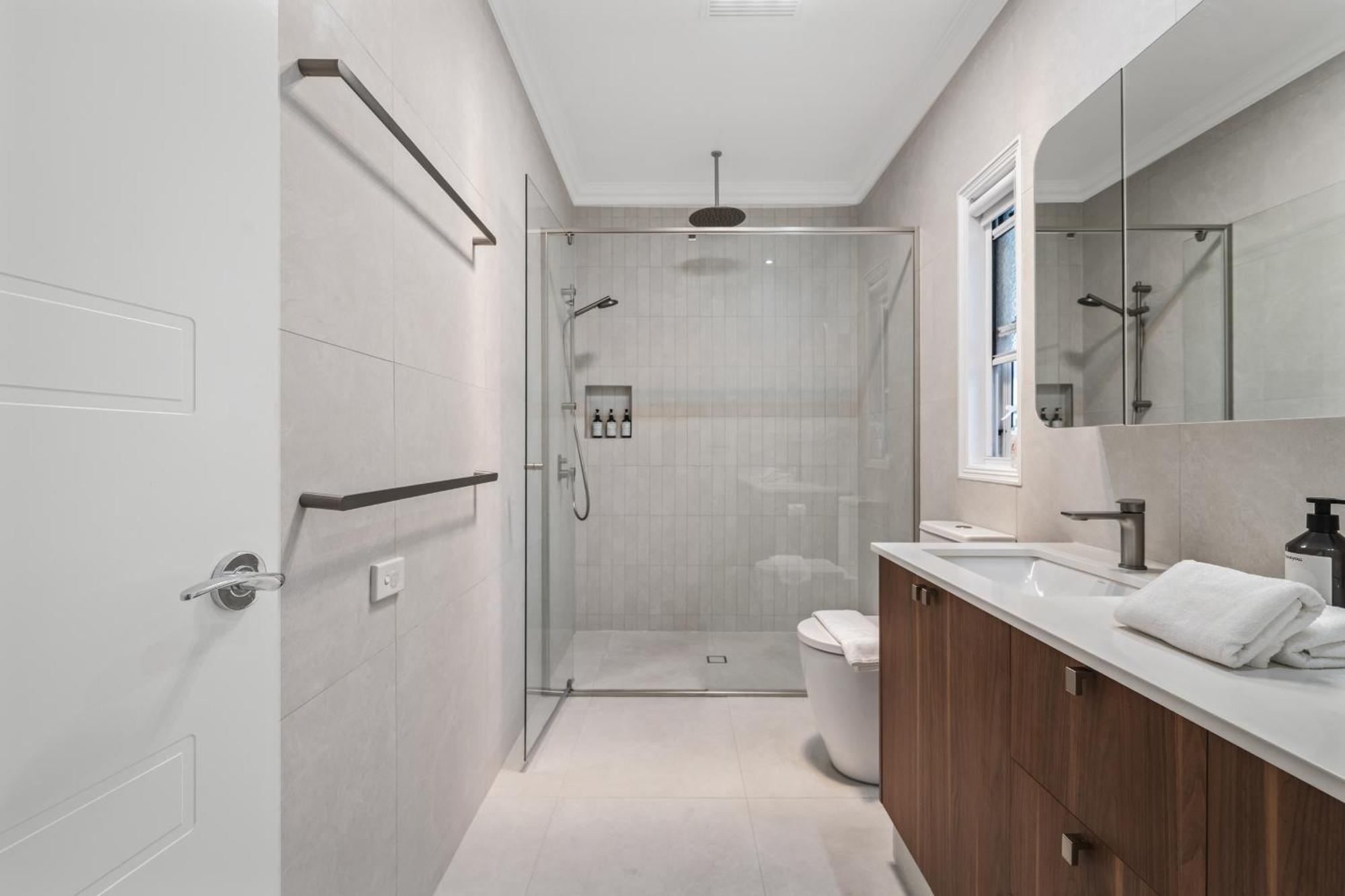 Holiday home Maison Marie: Cinebar Getaway 4 Bedrooms 2.5 Baths *