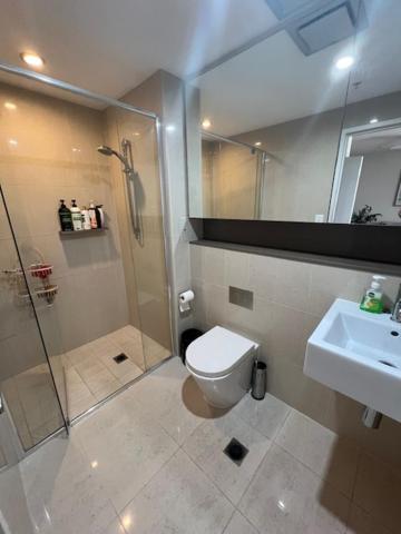 Private With River View Homestay Brisbane