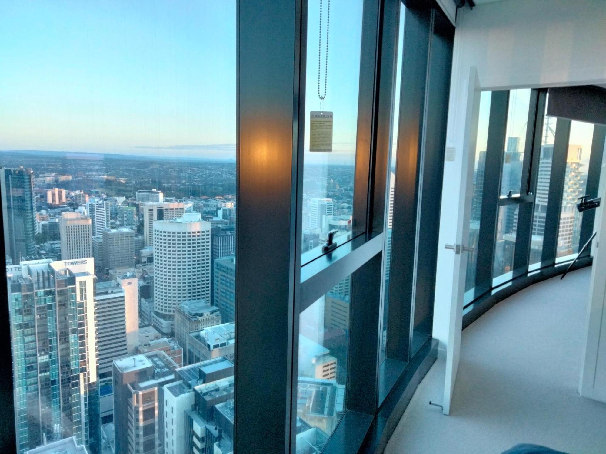 Apartment Sky High In Skytower By Cllix Brisbane