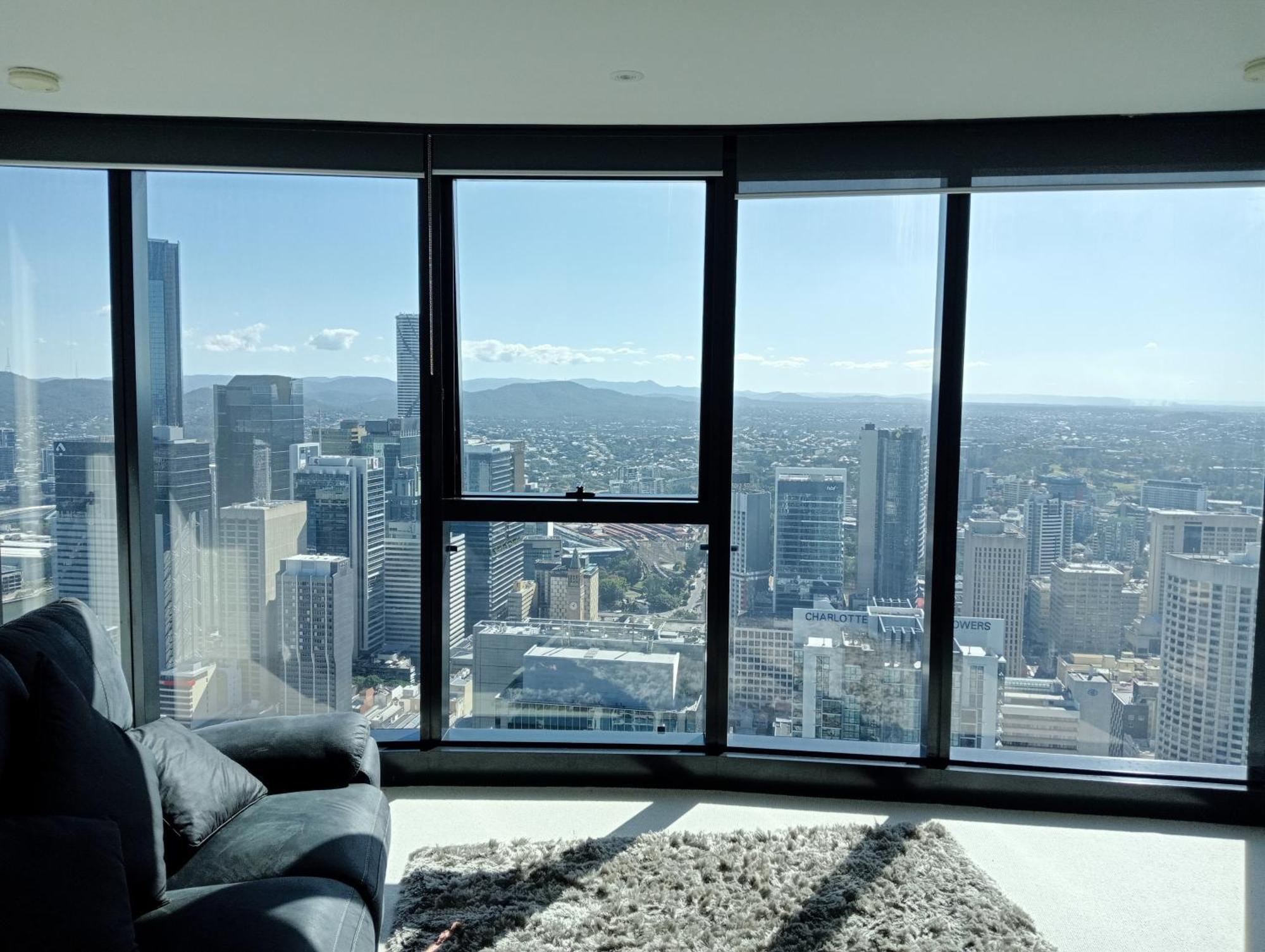 Apartment Sky High In Skytower By Cllix
