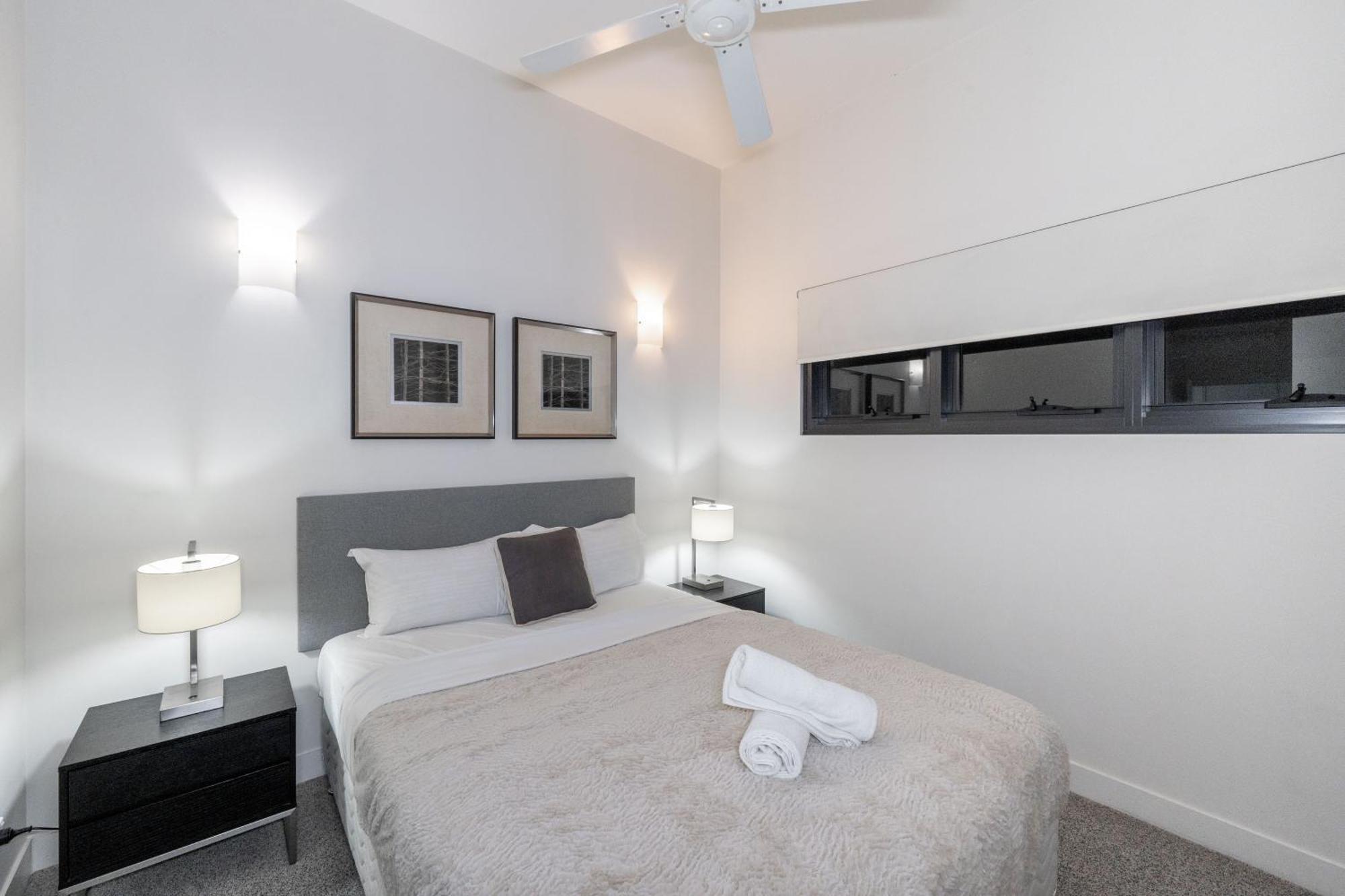 Apartment Modern 2br 2ba With Parking In South Brisbane