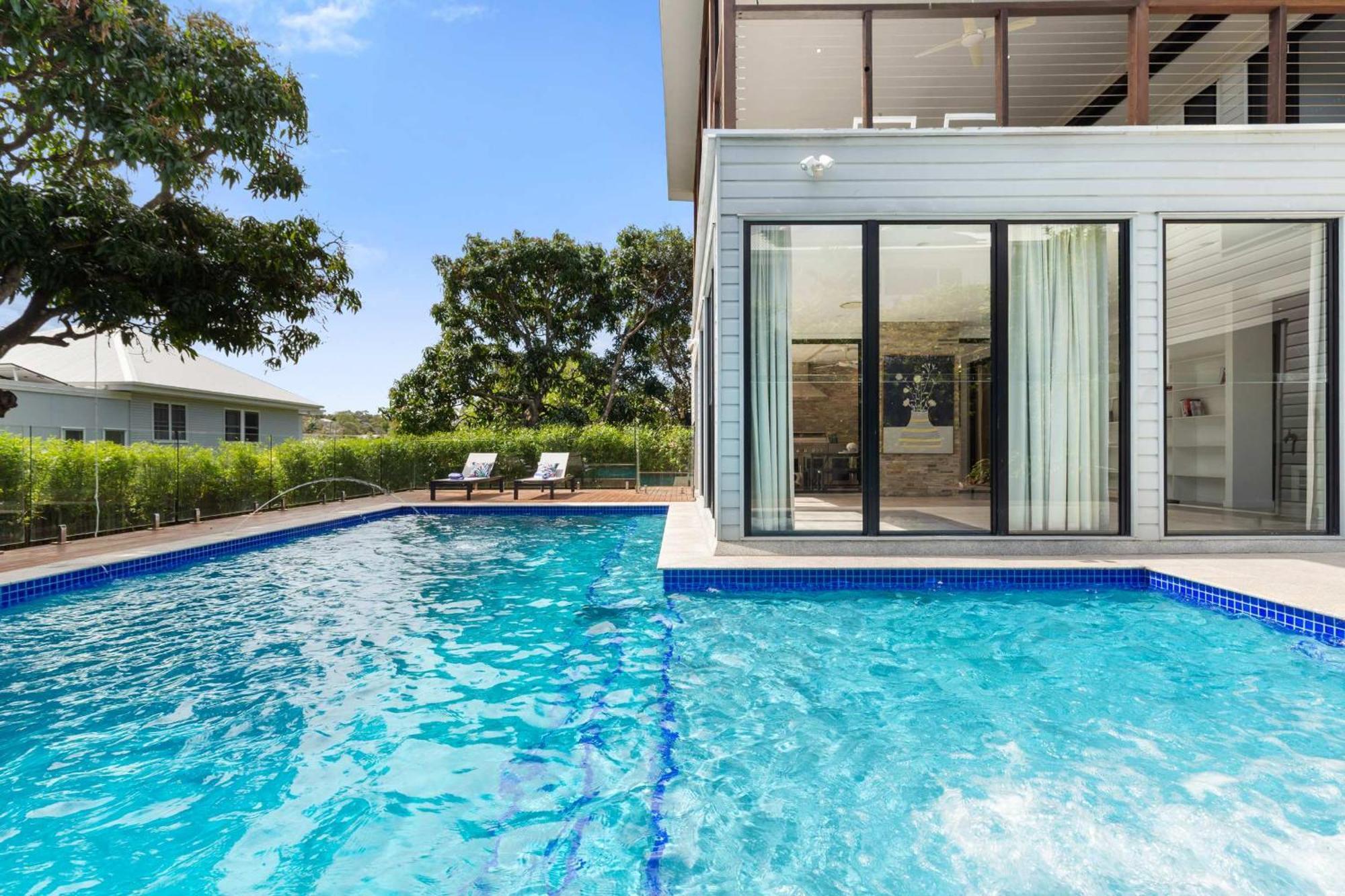 Holiday home 5bdr Ultimate Family Retreat Pool Toys Galore Brisbane
