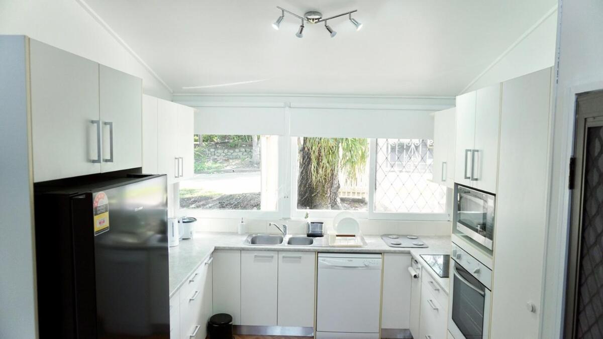 Casa de férias Leafy 3-bedroom Escape To Nature-air Conditioned With Smart Entry *