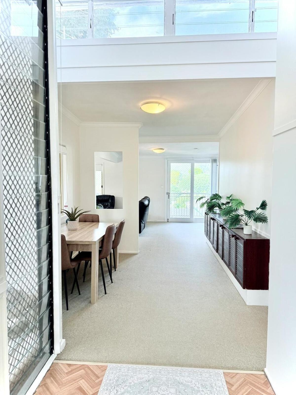 Leafy 3-bedroom Escape To Nature-air Conditioned With Smart Entry * Brisbane