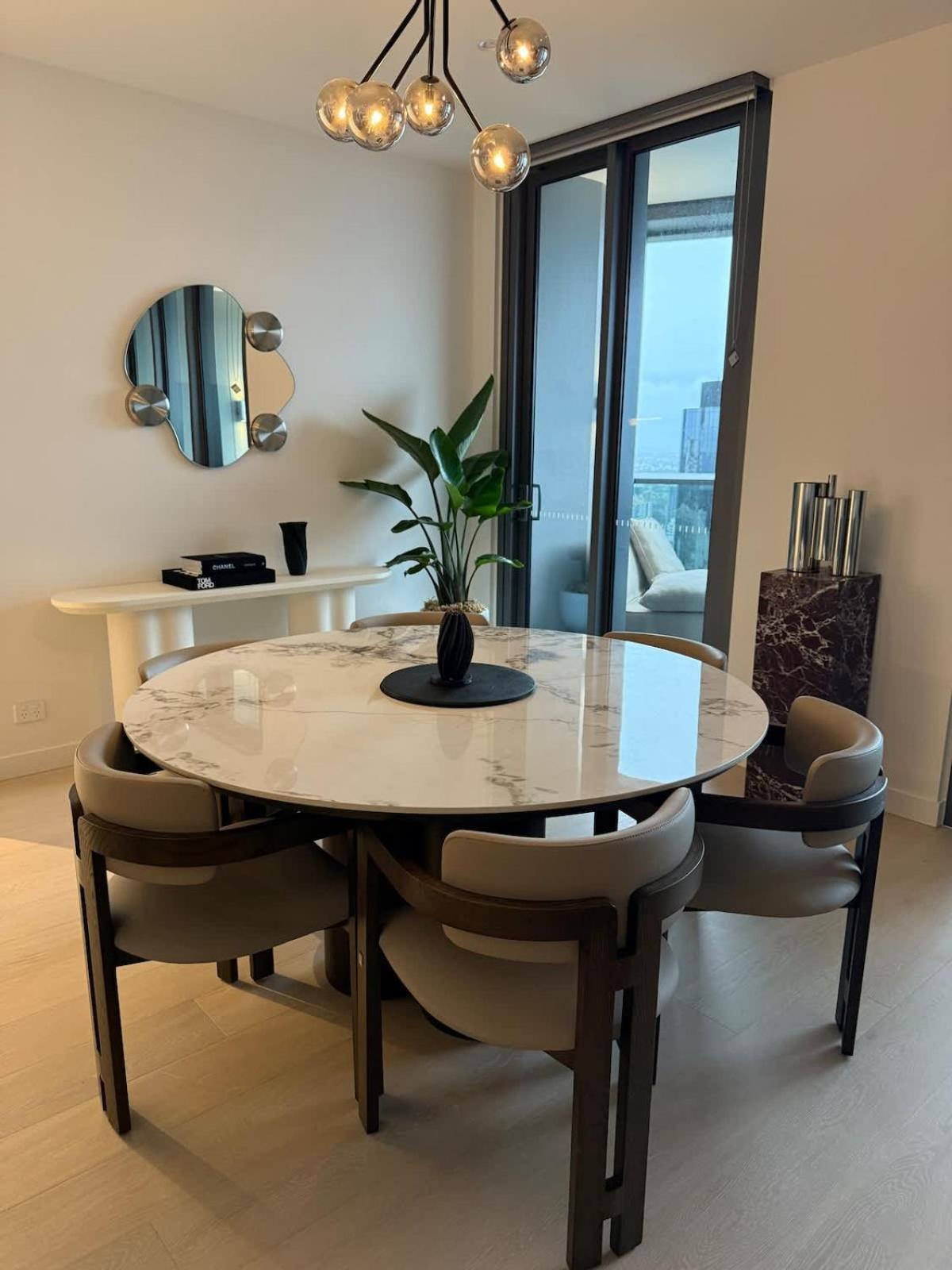 The Gemini - Queens Wharf - 3bd Luxury & Carpark *