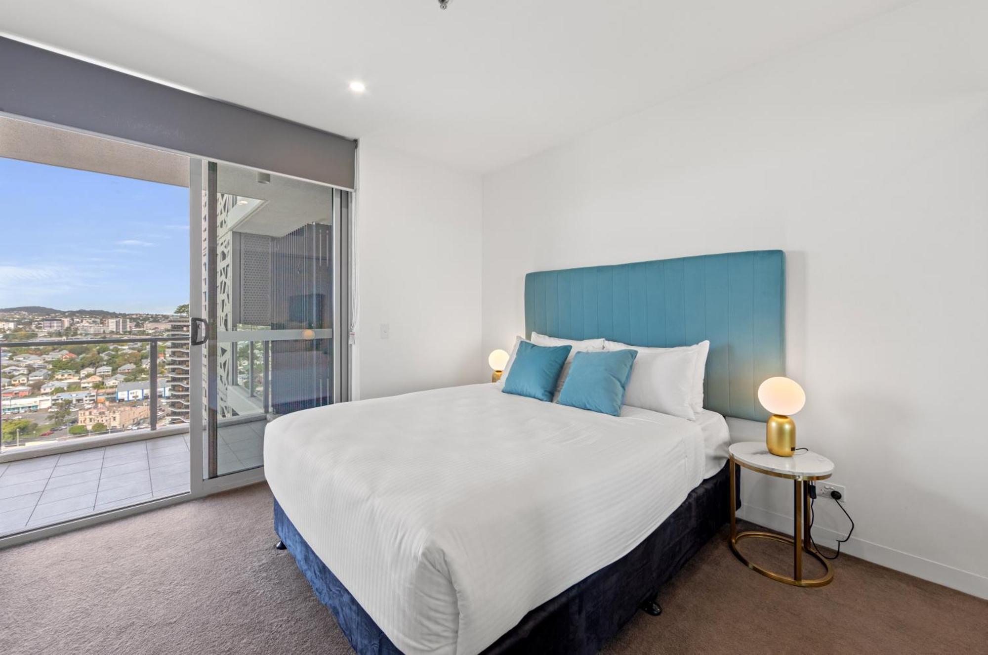 Trafalgar Lane By Cllix Aparthotel *