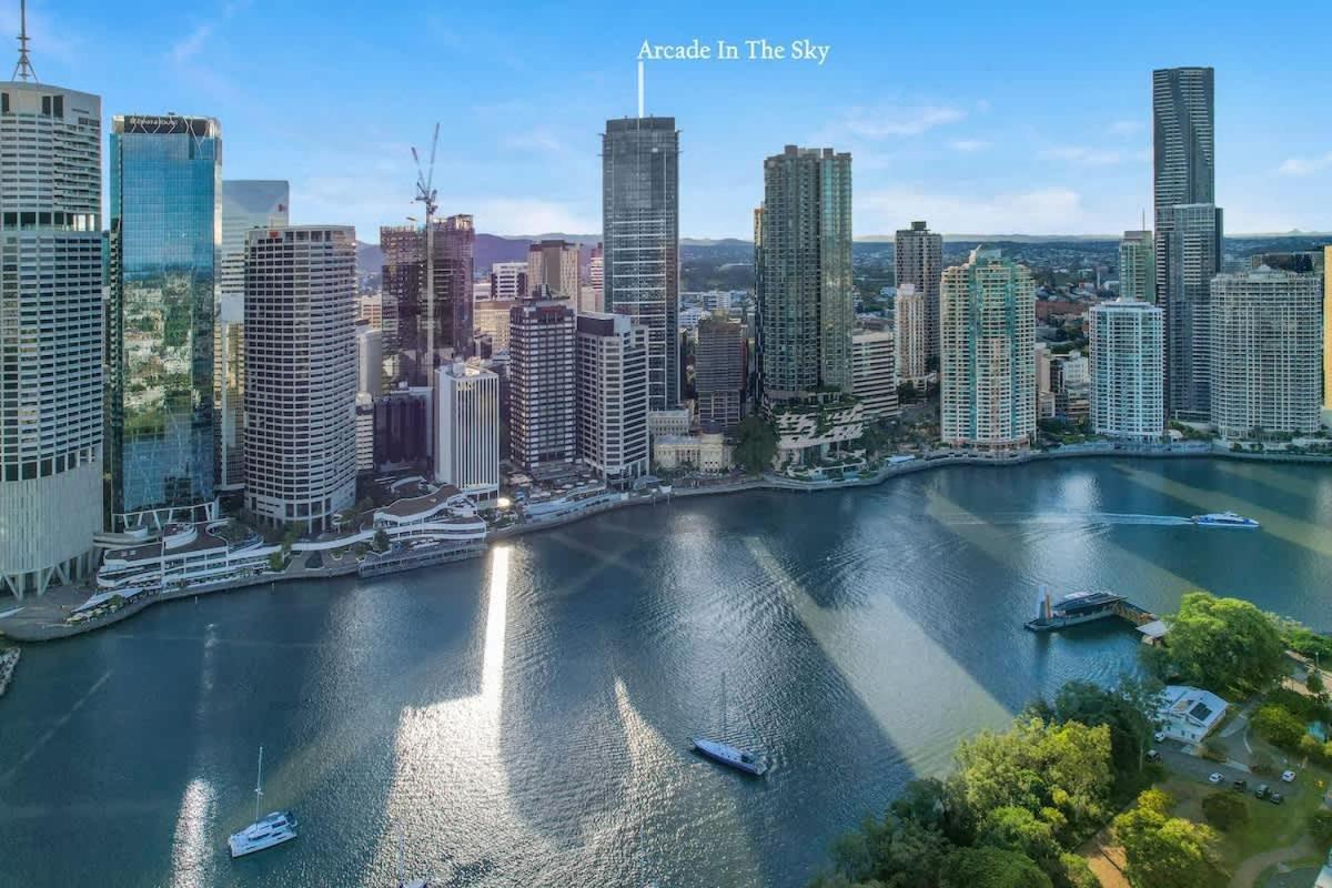 Arcade In The Sky- Views Games & Vibes Apartment