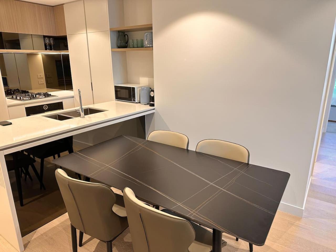 Apartment Queens Wharf Two Bedrooms *