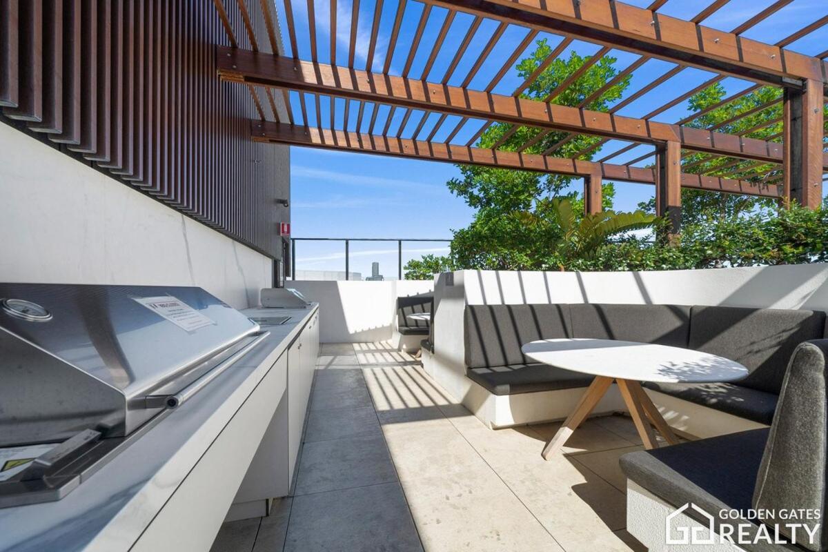 Valley Lookout - Luxe 1br Exclusive Rooftop Pool Brisbane