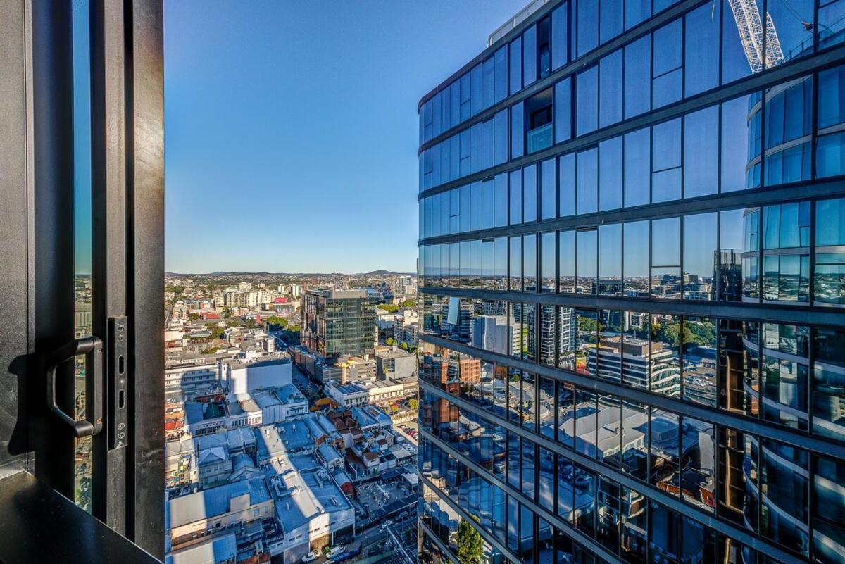 Valley Lookout - Luxe 1br Exclusive Rooftop Pool Apartment *