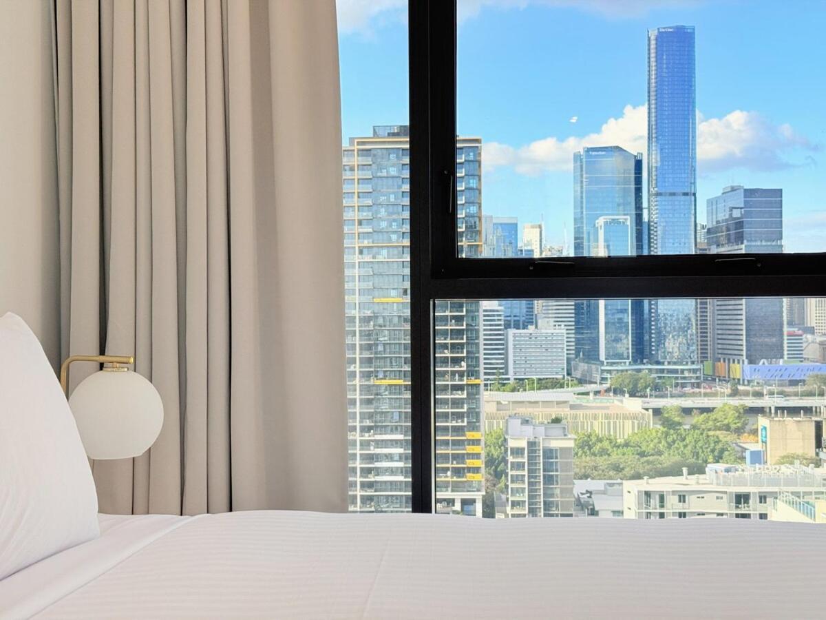 3-bed View With Free Parking Apartment Brisbane