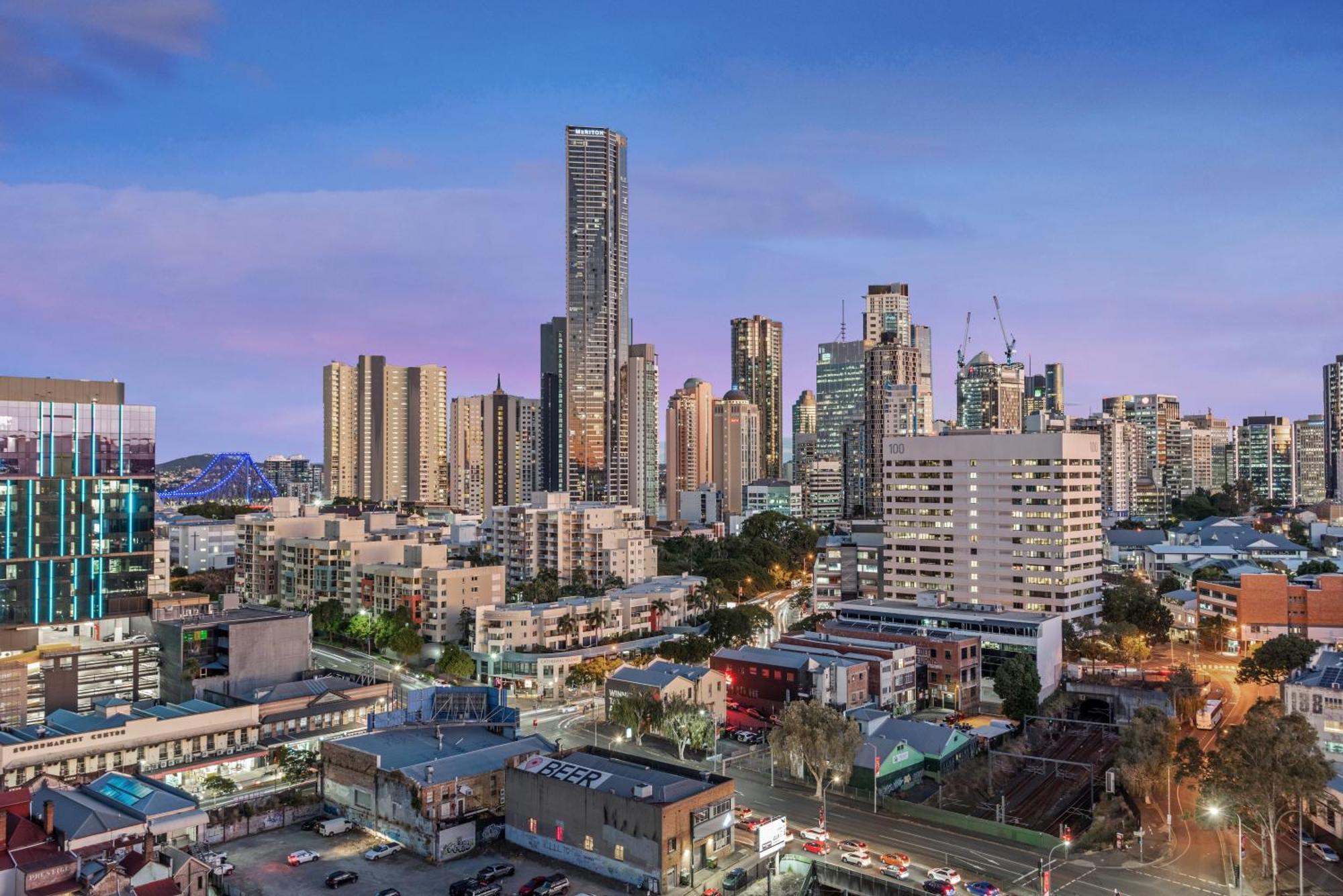 Apartment Views 2br With Infinity Pool, Gym And Parking *