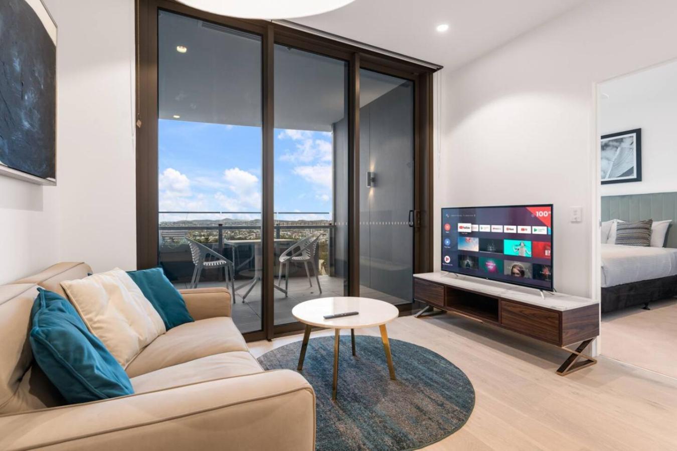 Affordable Luxe And River Views 5 Star Amenities Apartment Brisbane