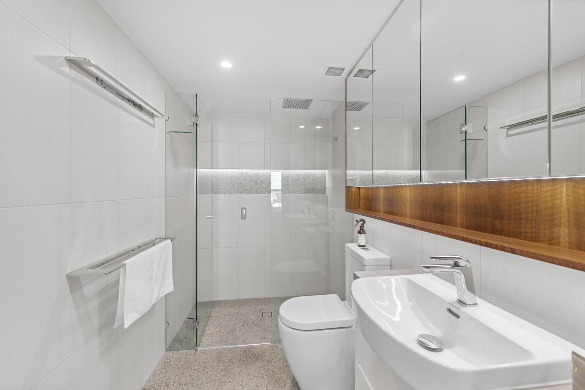 Stylish With Bbq Pool & Gym Apartamento