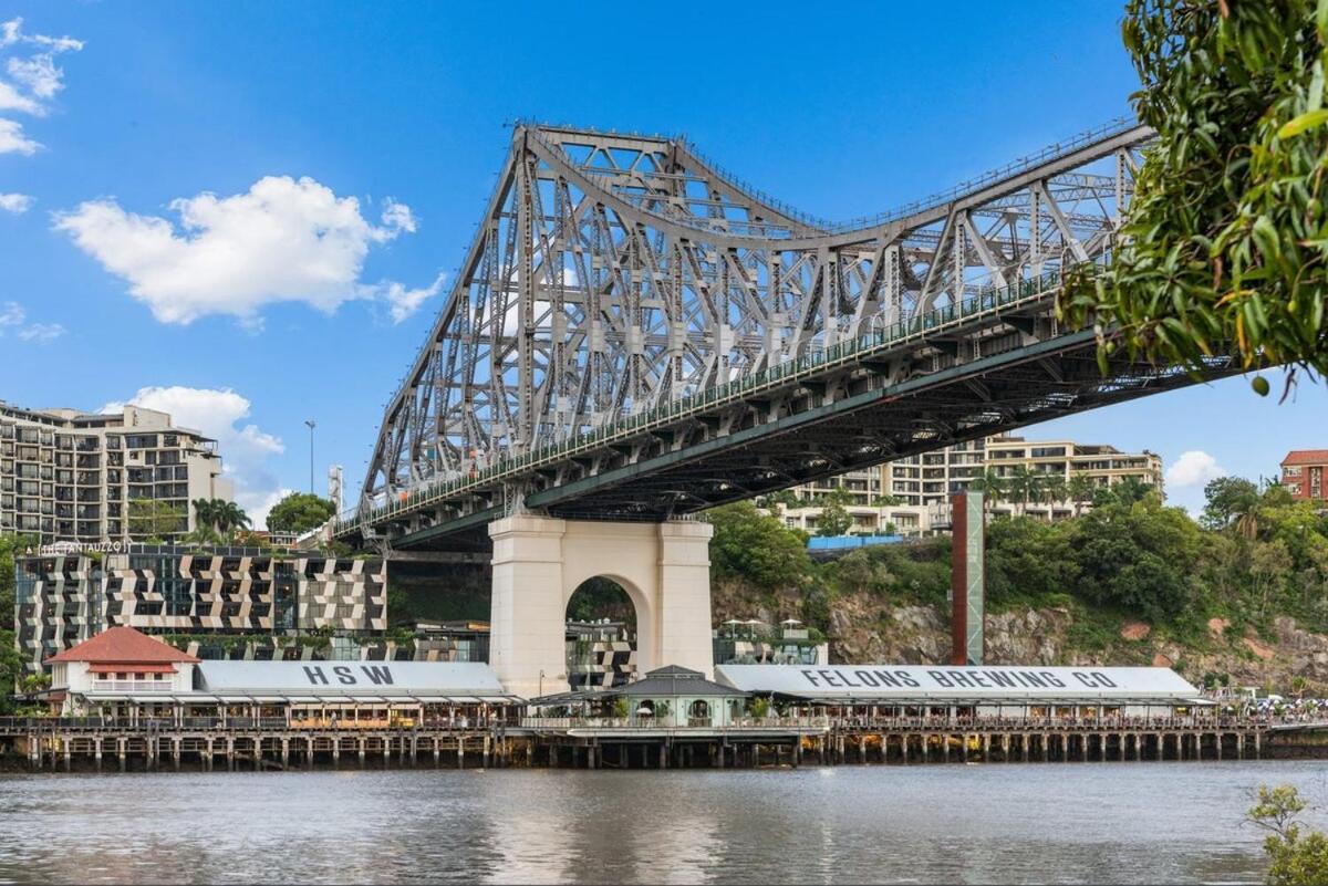 Skyline Stunner 3bed-2bath-1car-views - Cbd Brisbane