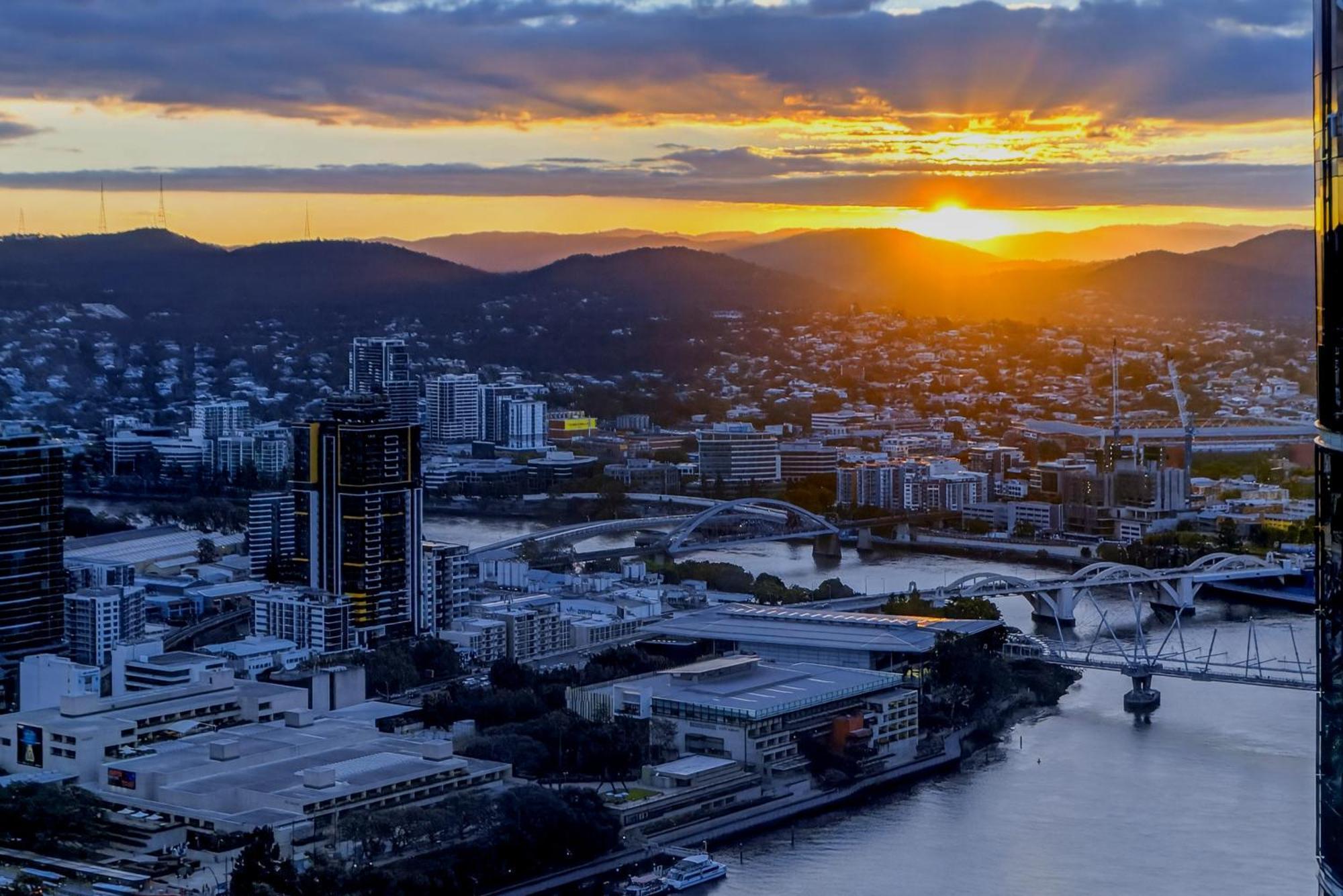 Apartment River Glow At Queens Wharf Level 43